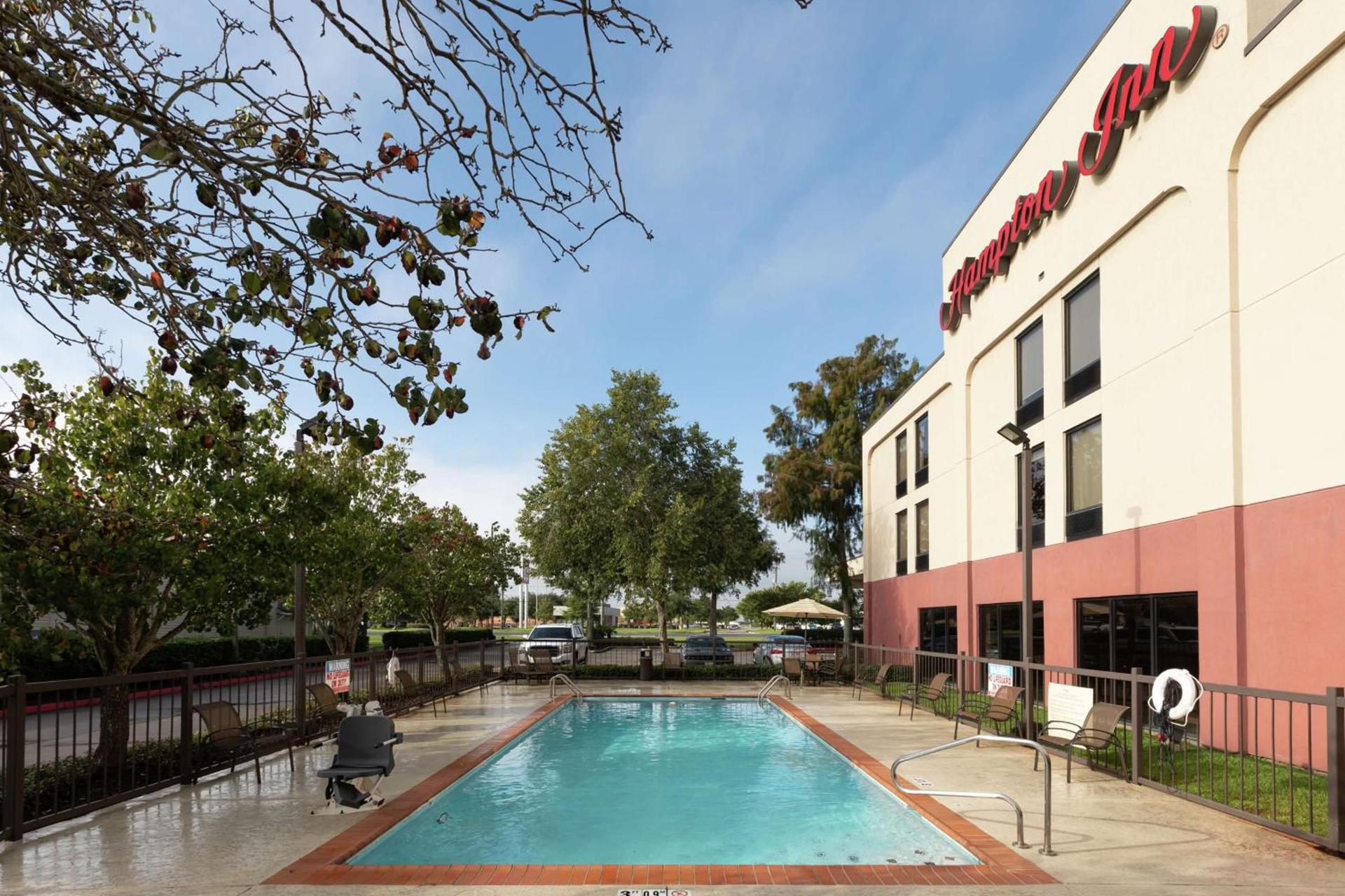 Hampton Inn Houma photo 9