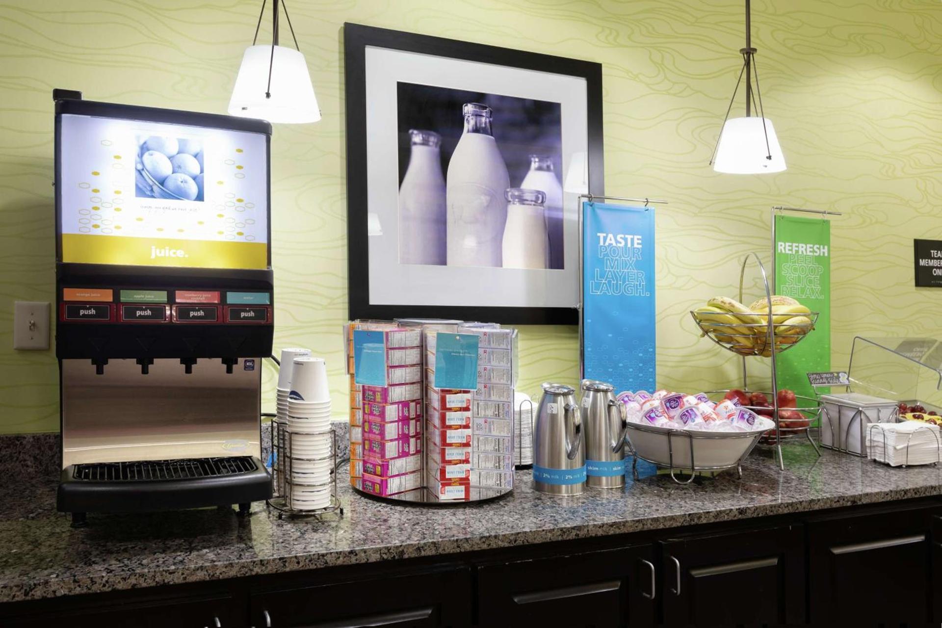 Hampton Inn Houma photo 14