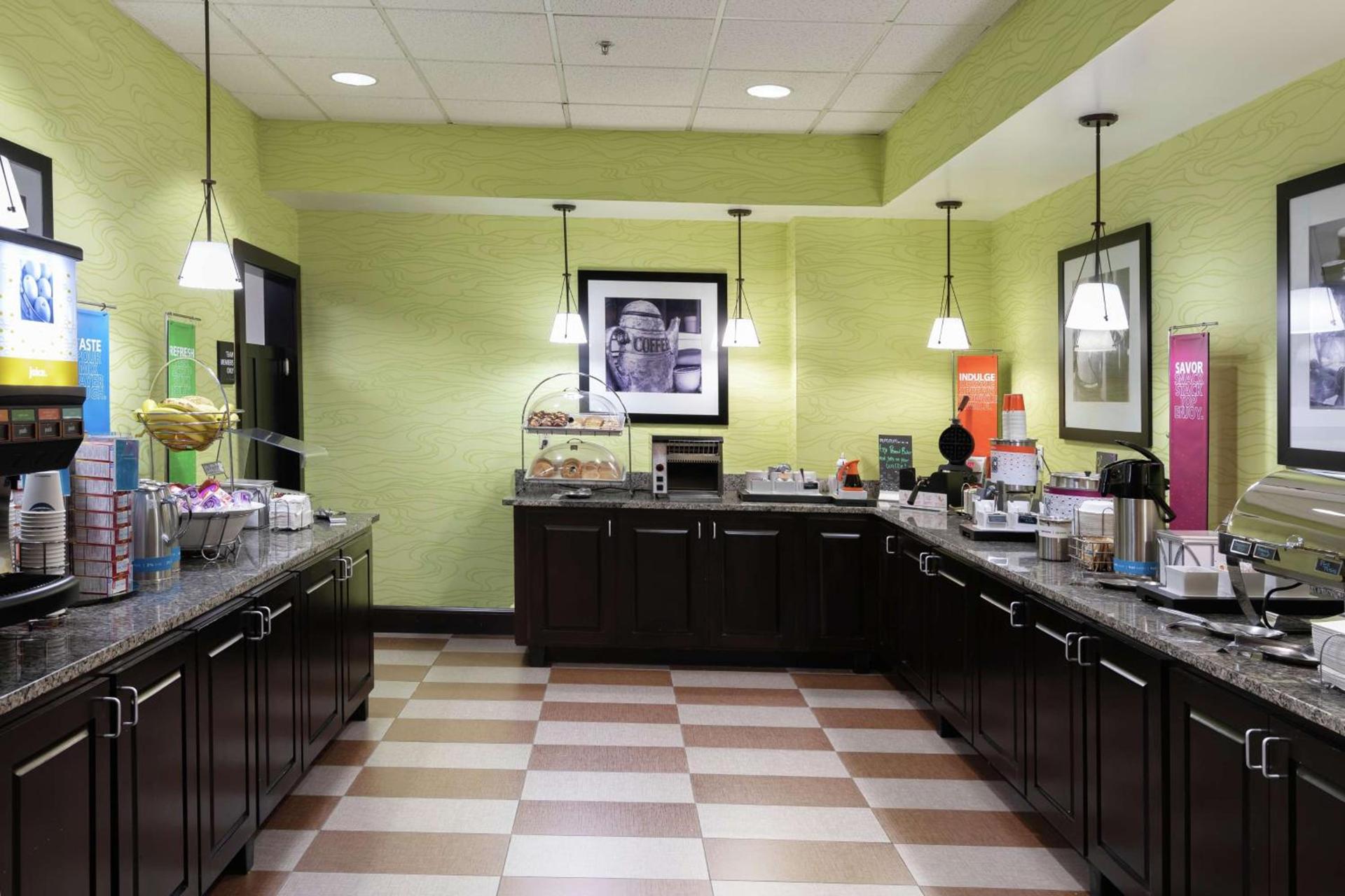 Hampton Inn Houma photo 19