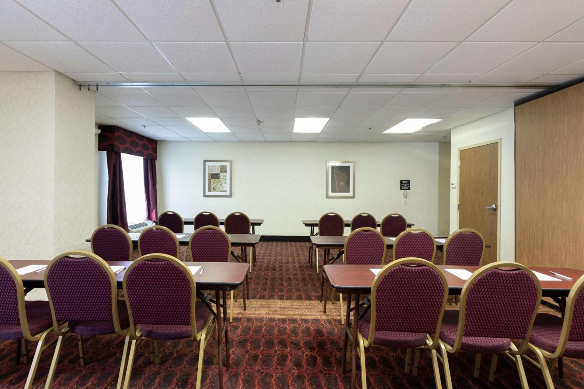 Hampton Inn Houma photo 34