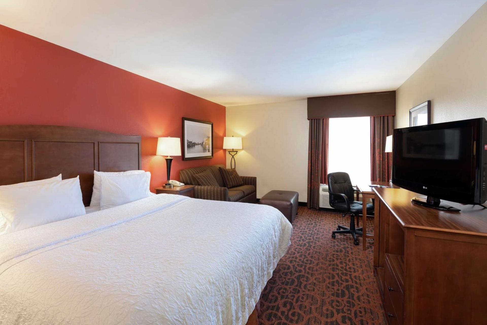 Hampton Inn Houma photo 32