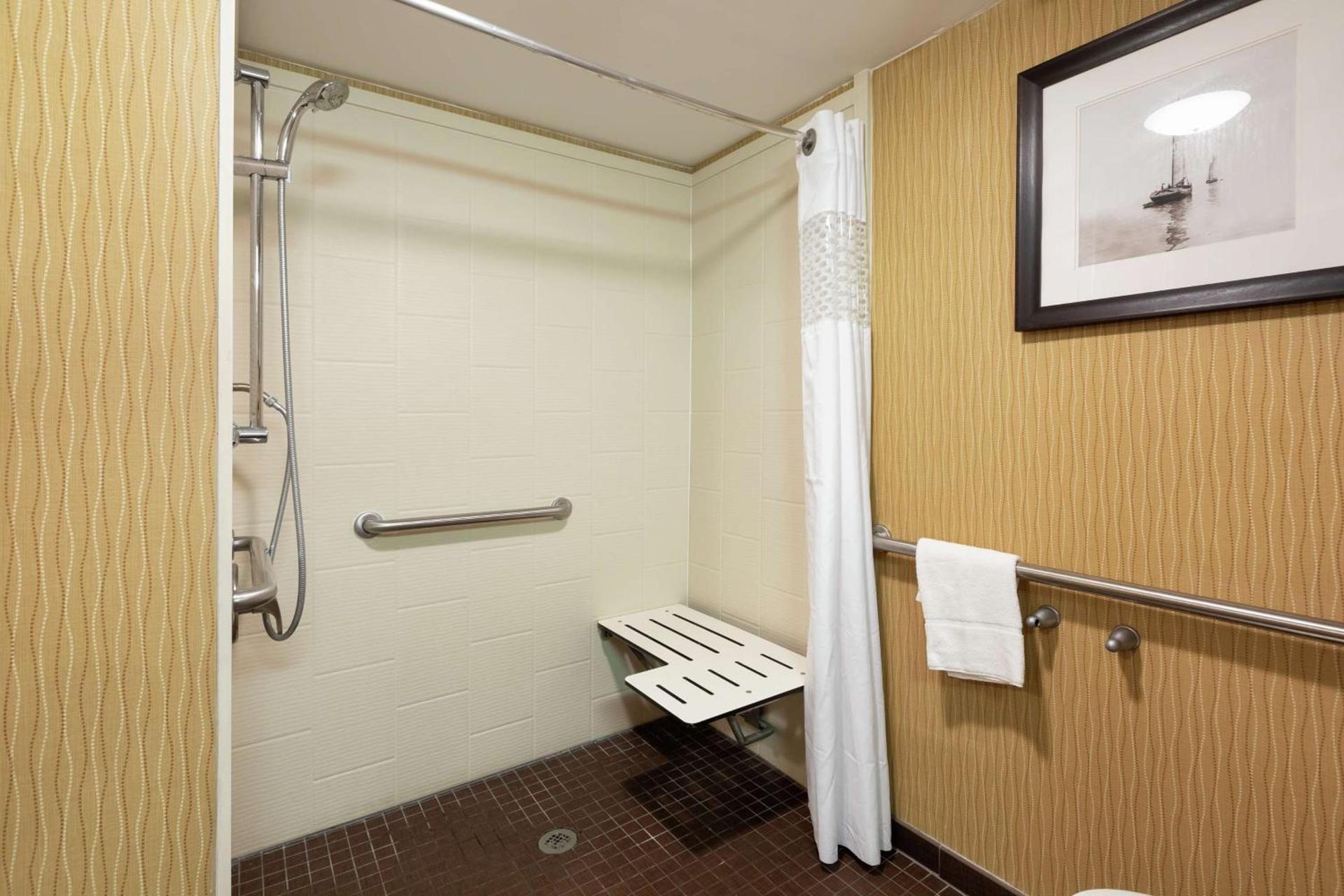 Hampton Inn Houma photo 31