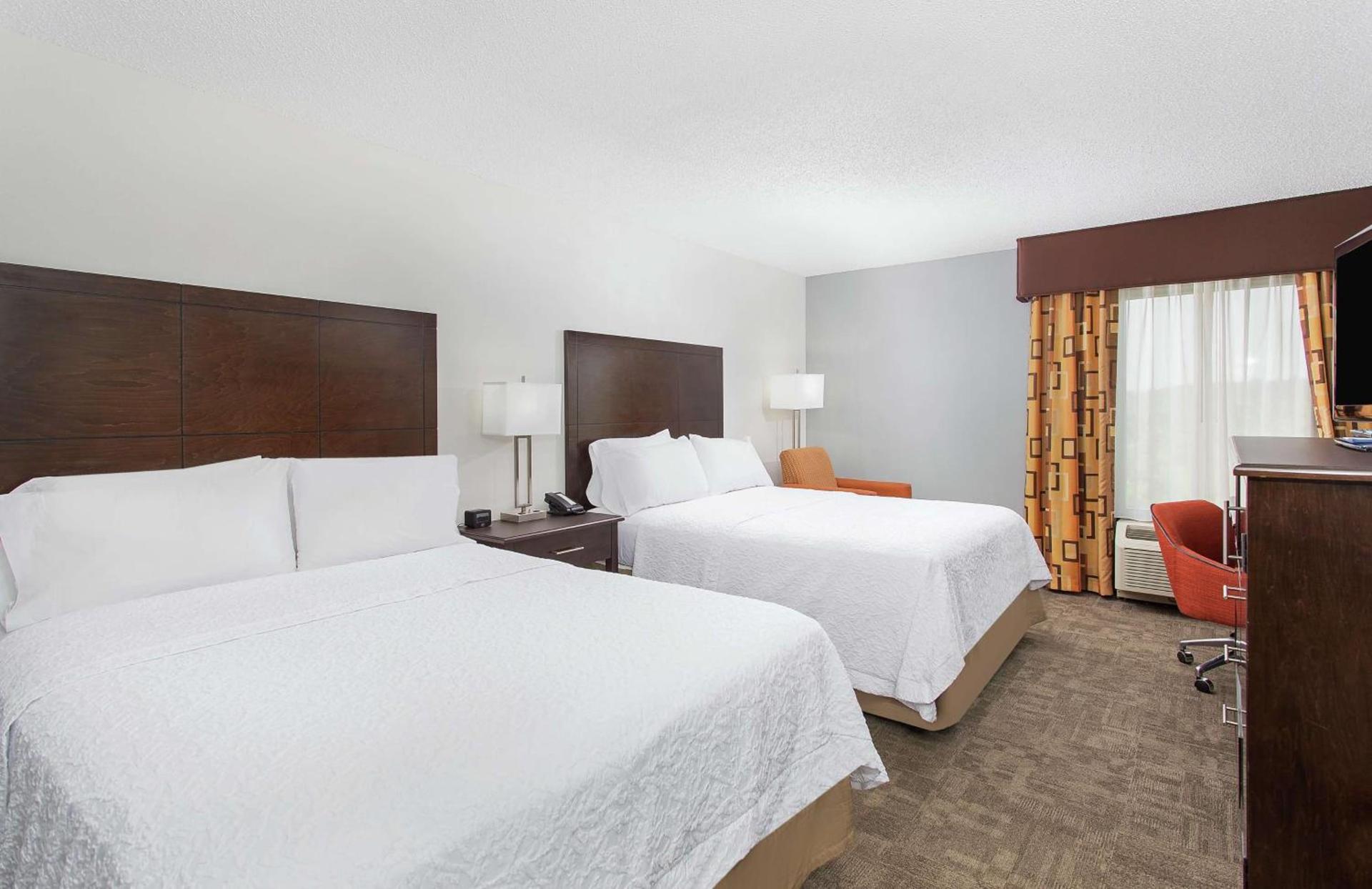 Hampton Inn Cullman photo 19