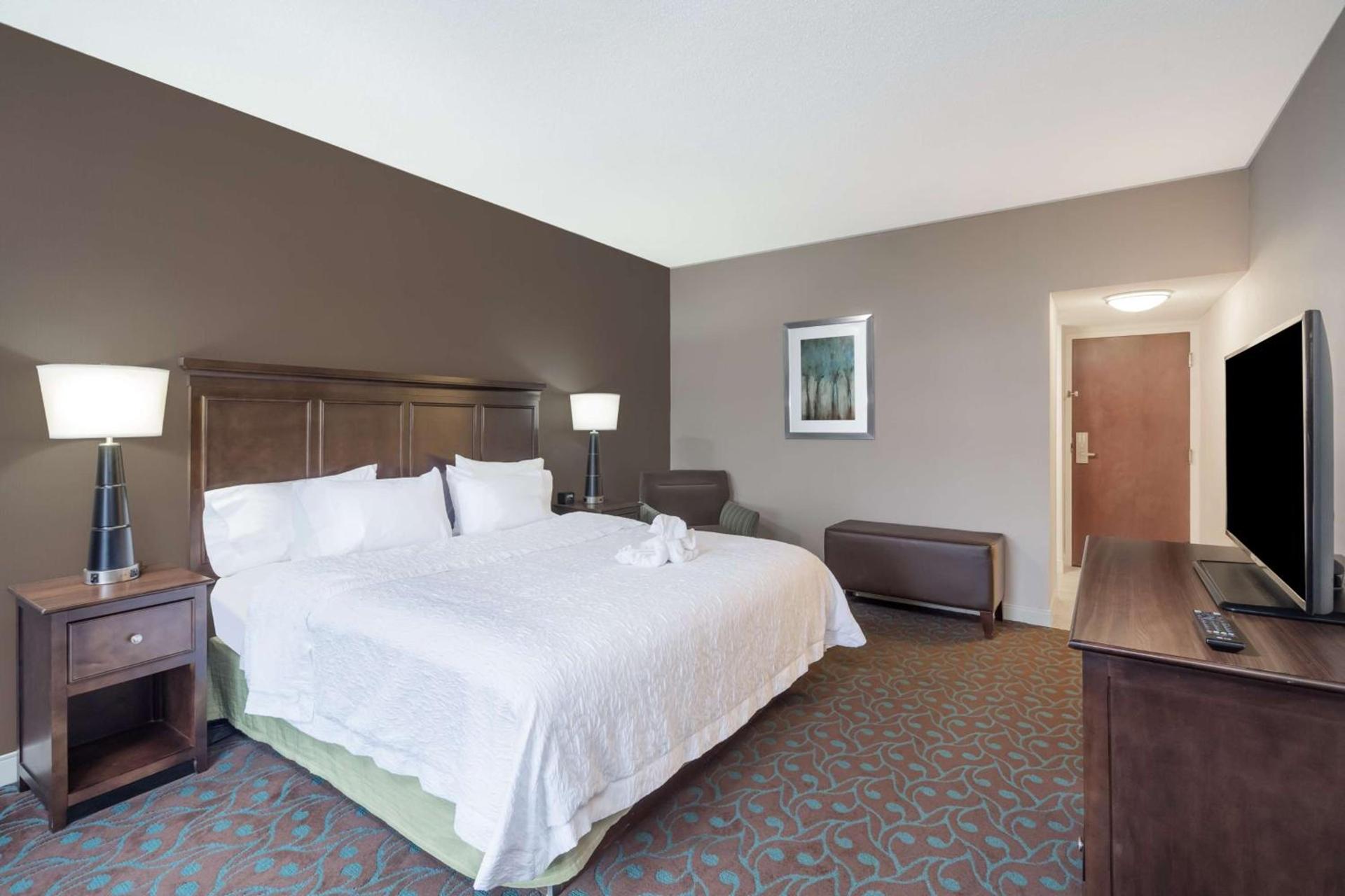 Hampton Inn Terre Haute photo 16