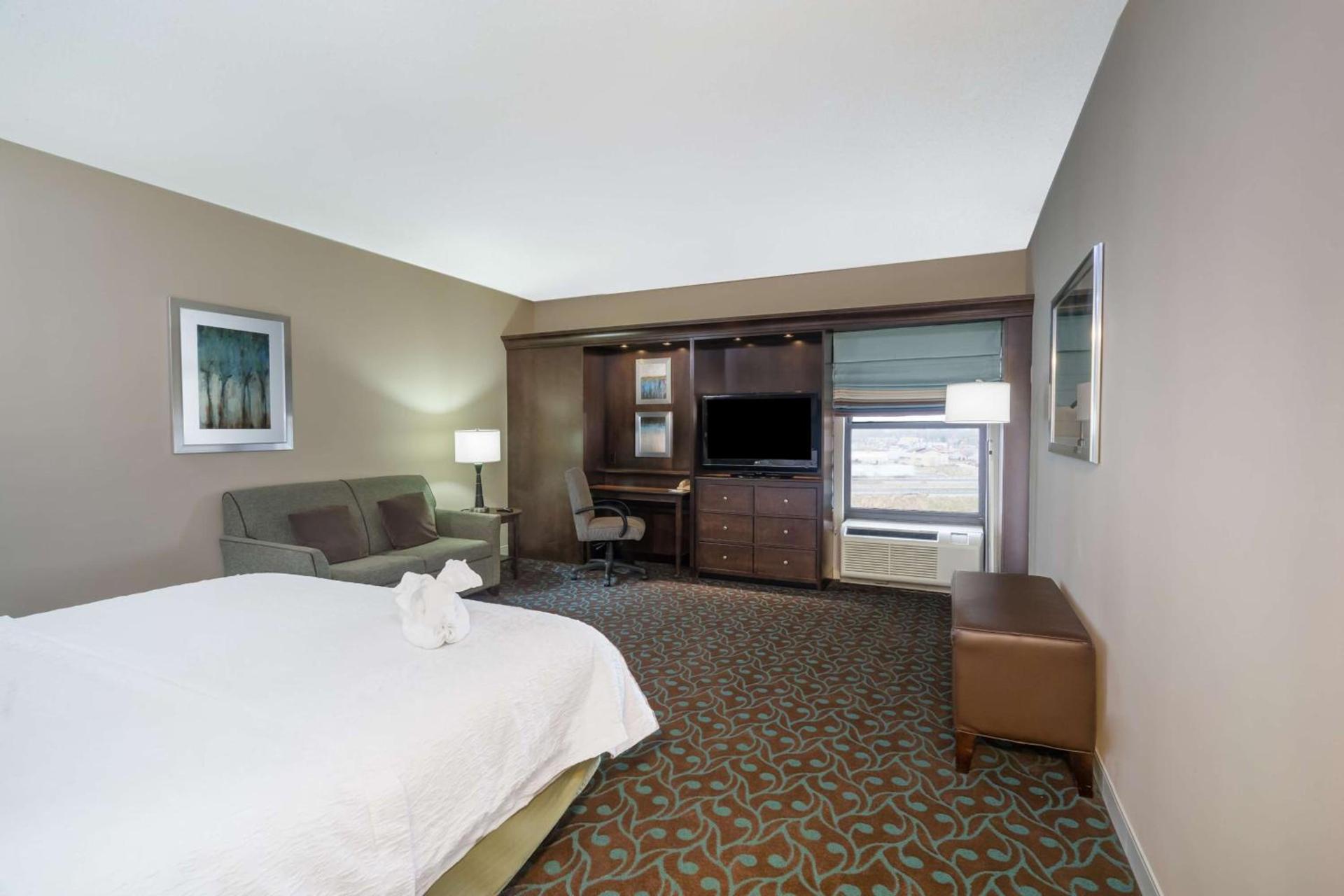 Hampton Inn Terre Haute photo 20