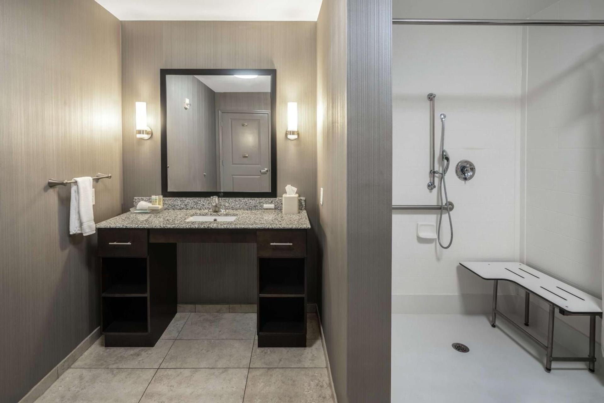 Homewood Suites by Hilton Huntsville-Downtown photo 14