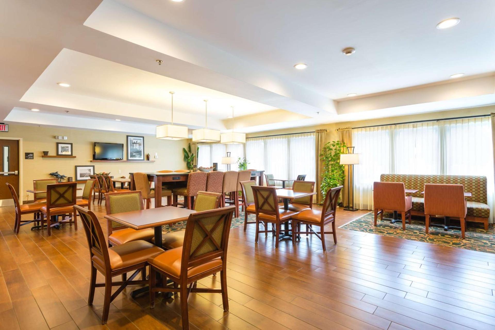 Hampton Inn Havelock photo 5