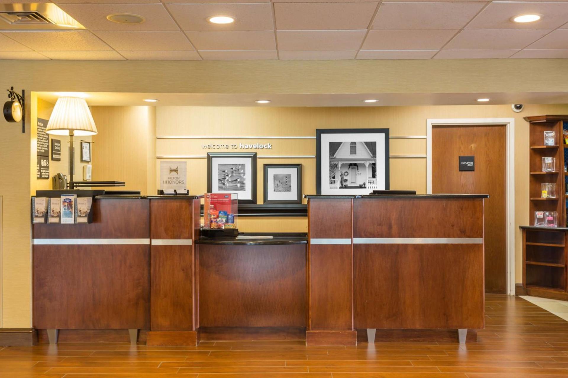 Hampton Inn Havelock photo 8
