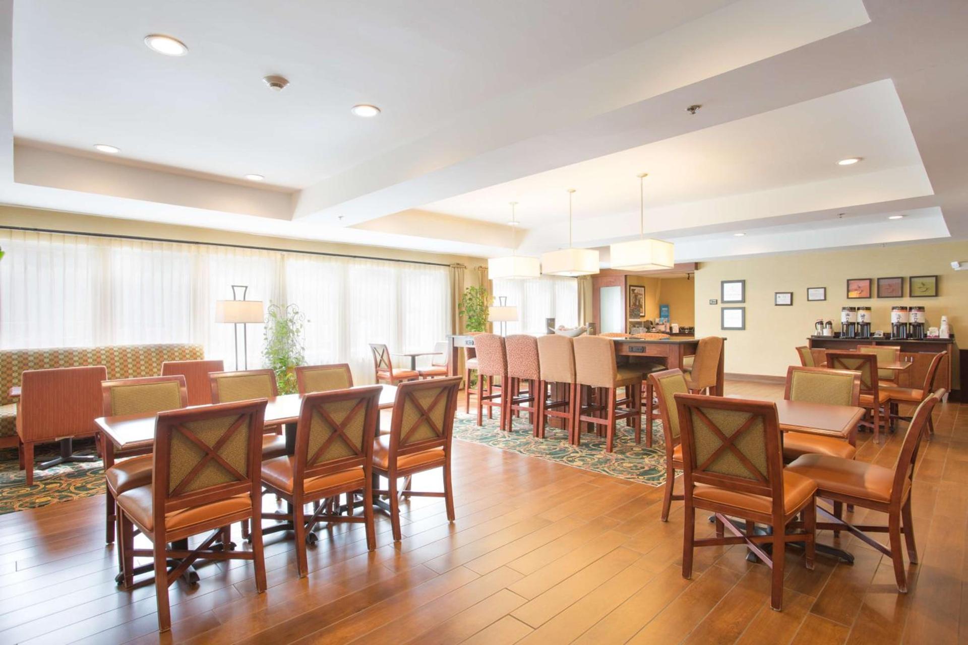 Hampton Inn Havelock photo 7