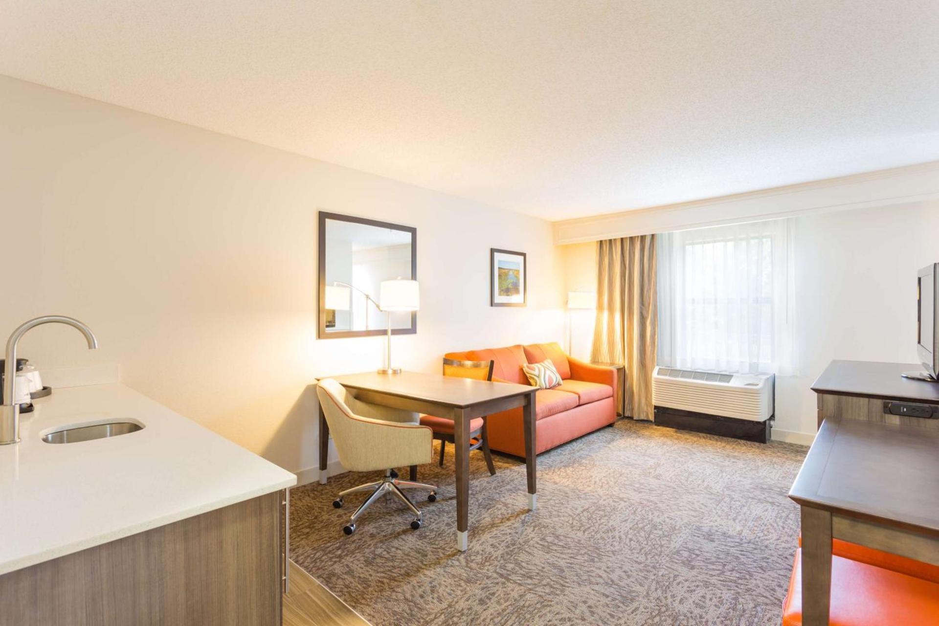 Hampton Inn Havelock photo 18
