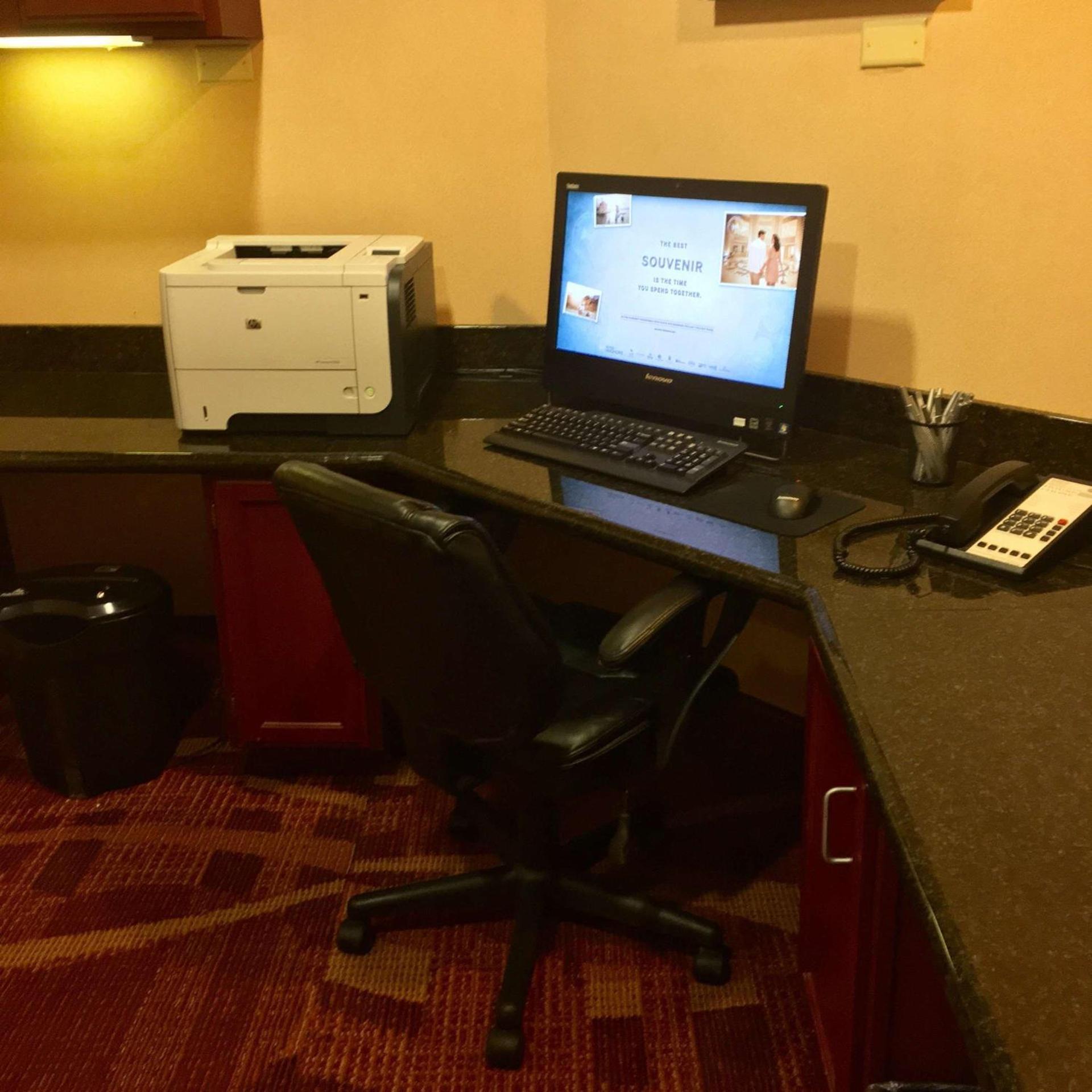 Hampton Inn Hays-North of I-70 photo 32