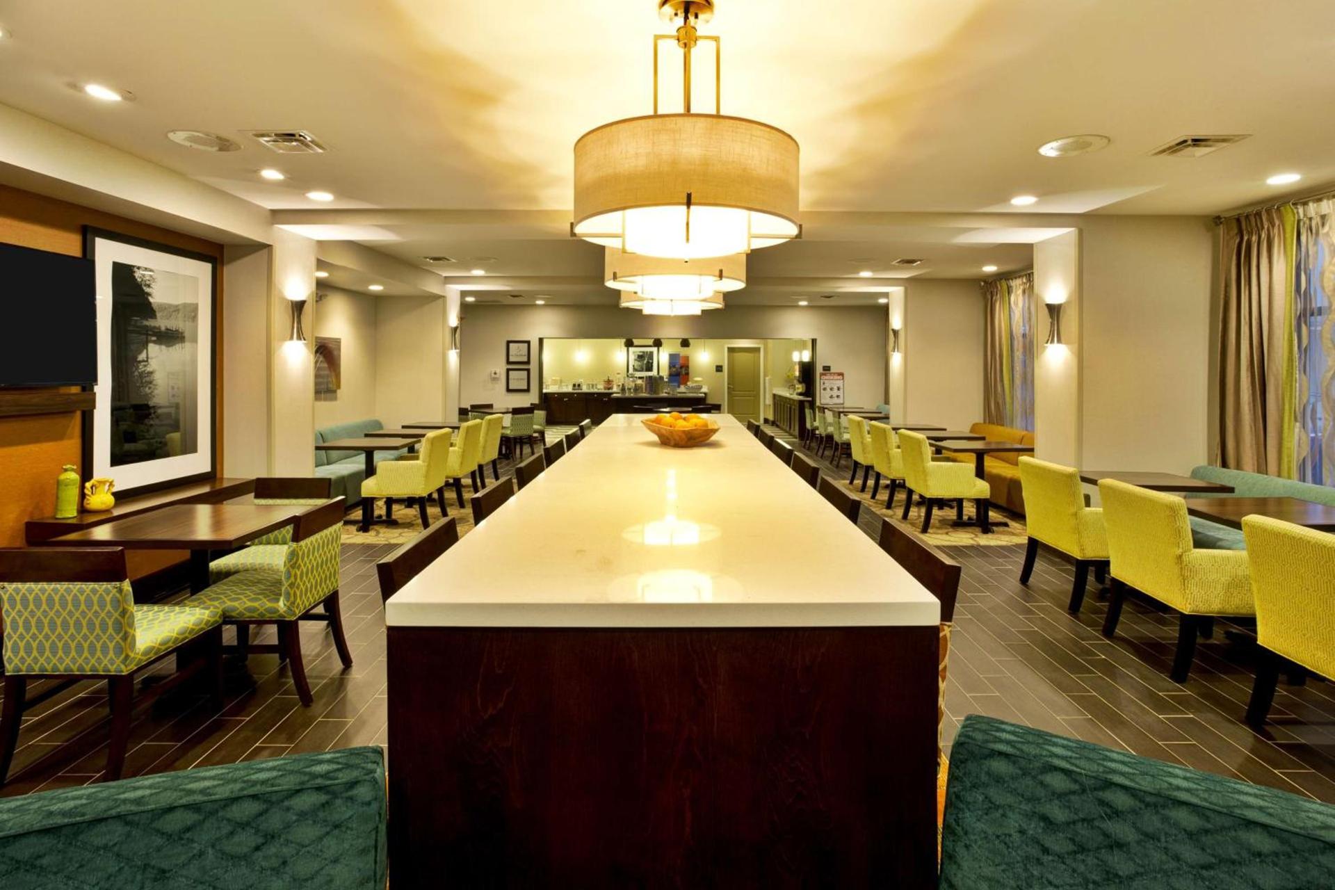 Hampton Inn Niagara Falls/ Blvd photo 6