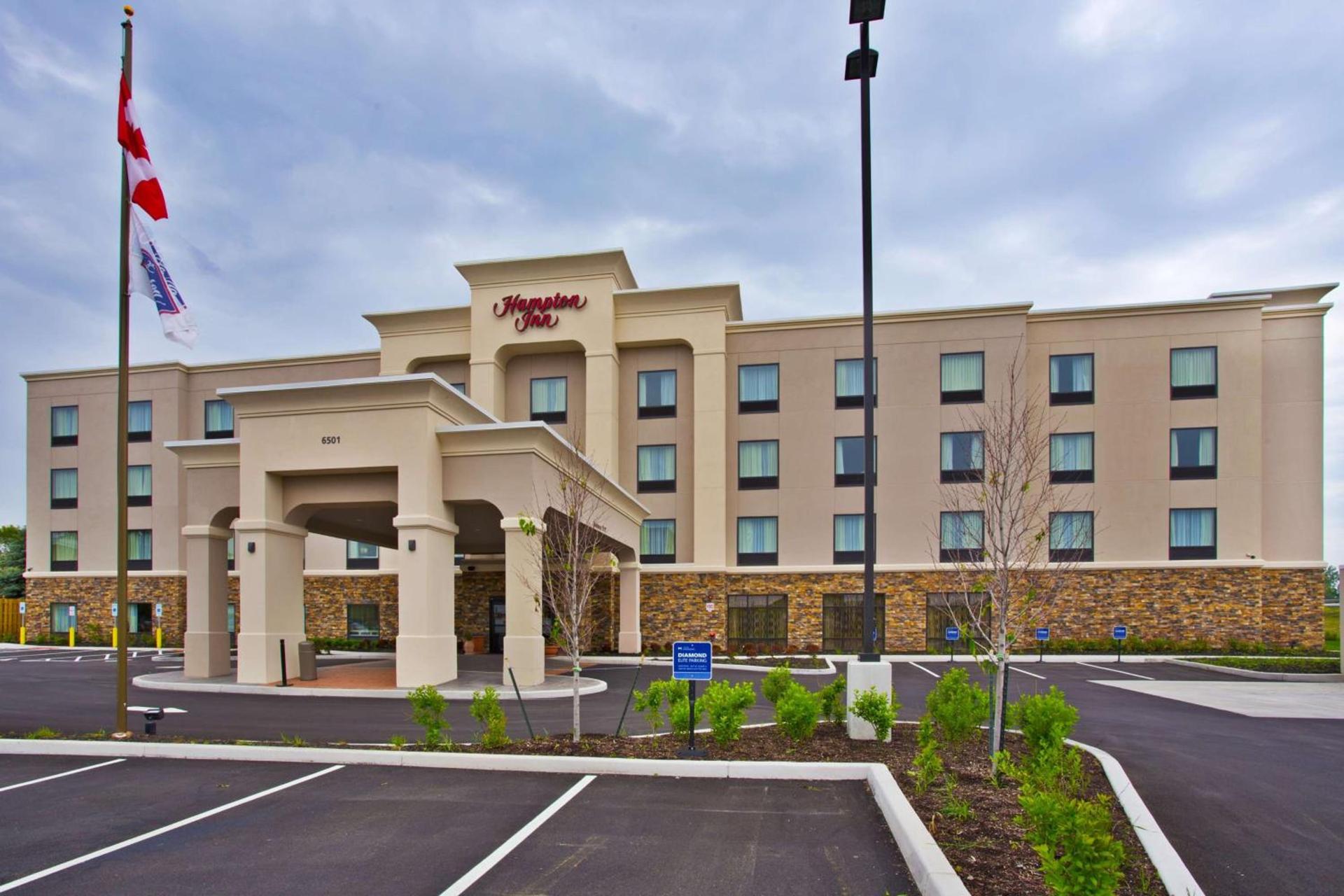 Hampton Inn Niagara Falls/ Blvd photo 2