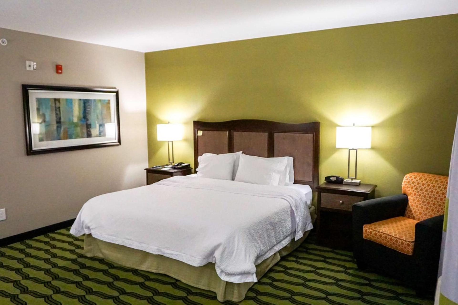 Hampton Inn Niagara Falls/ Blvd photo 13