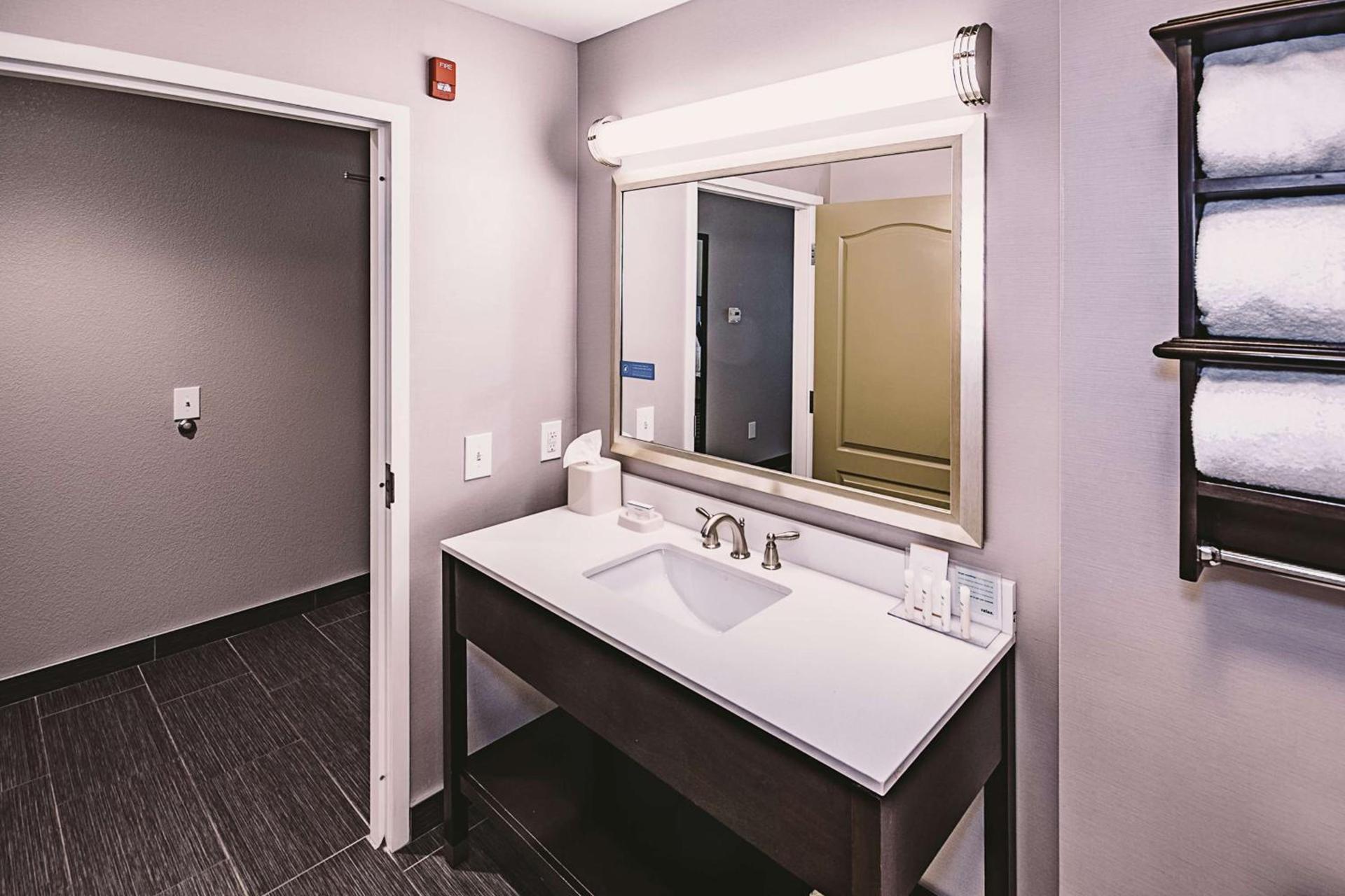 Hampton Inn Niagara Falls/ Blvd photo 15