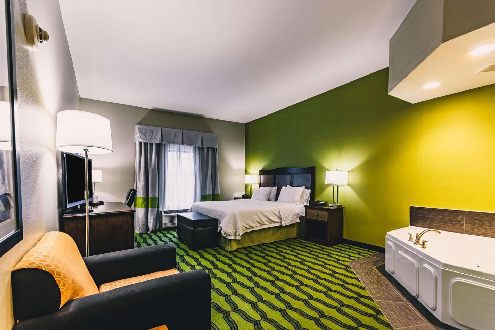Hampton Inn Niagara Falls/ Blvd photo 21