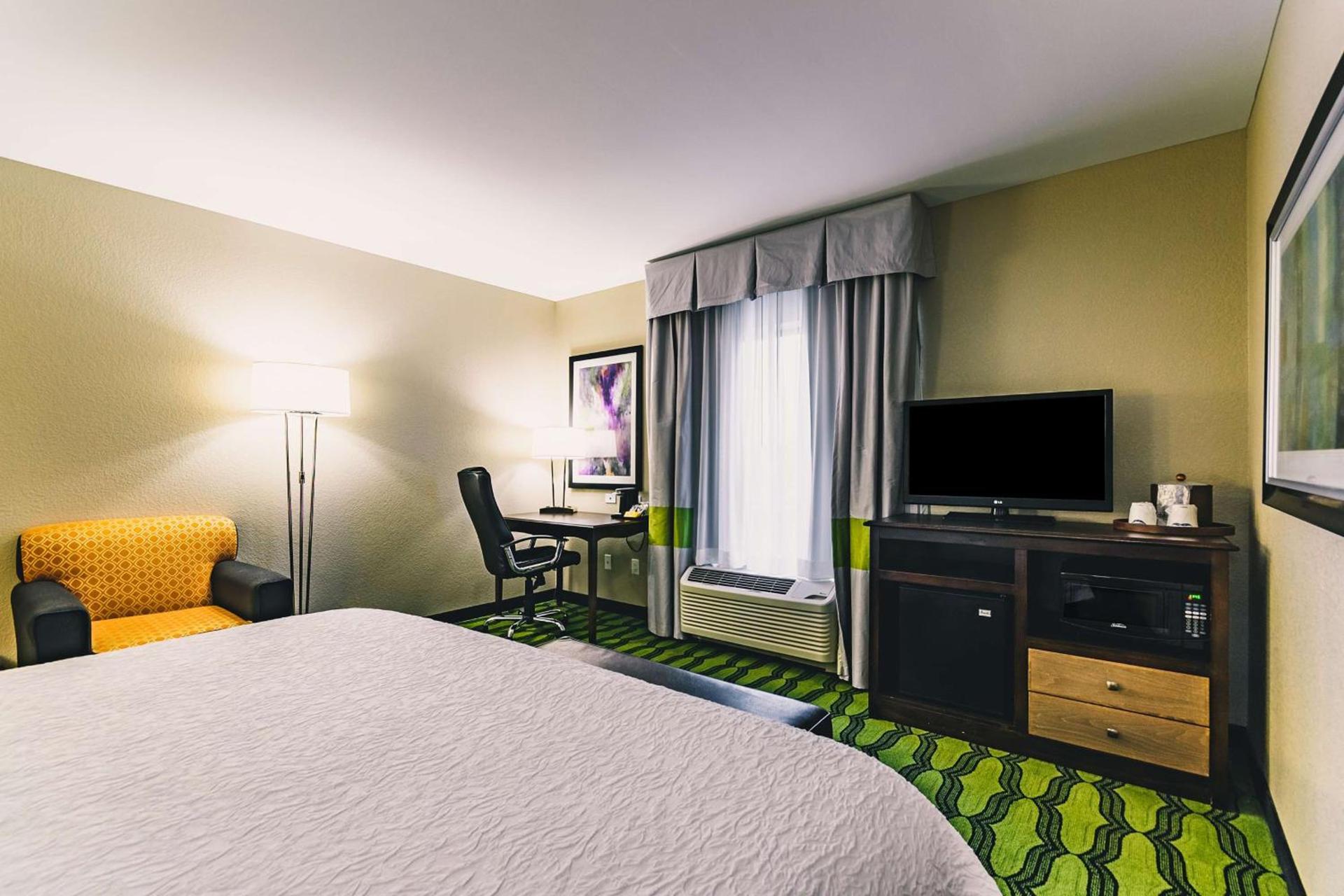 Hampton Inn Niagara Falls/ Blvd photo 26