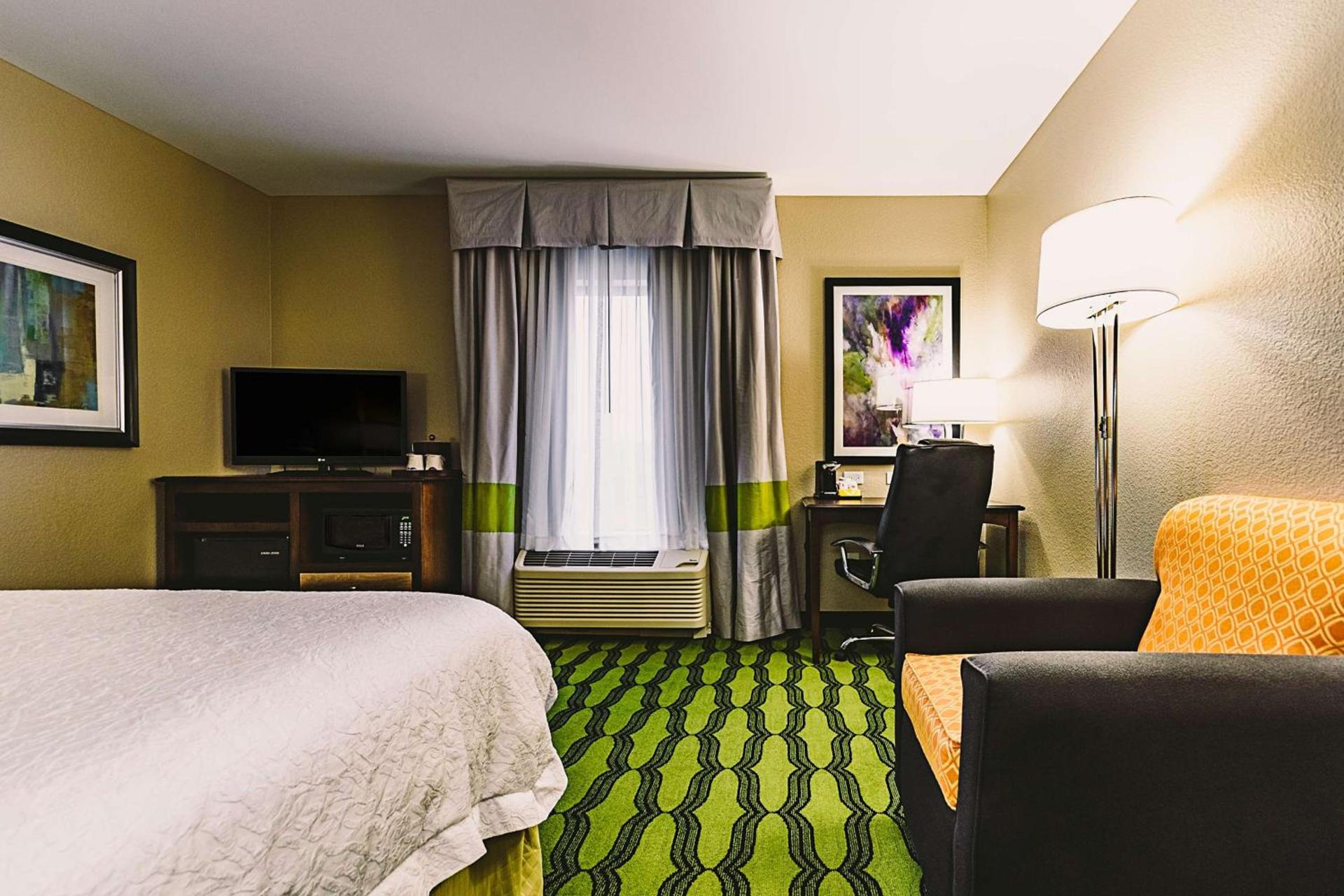 Hampton Inn Niagara Falls/ Blvd photo 29