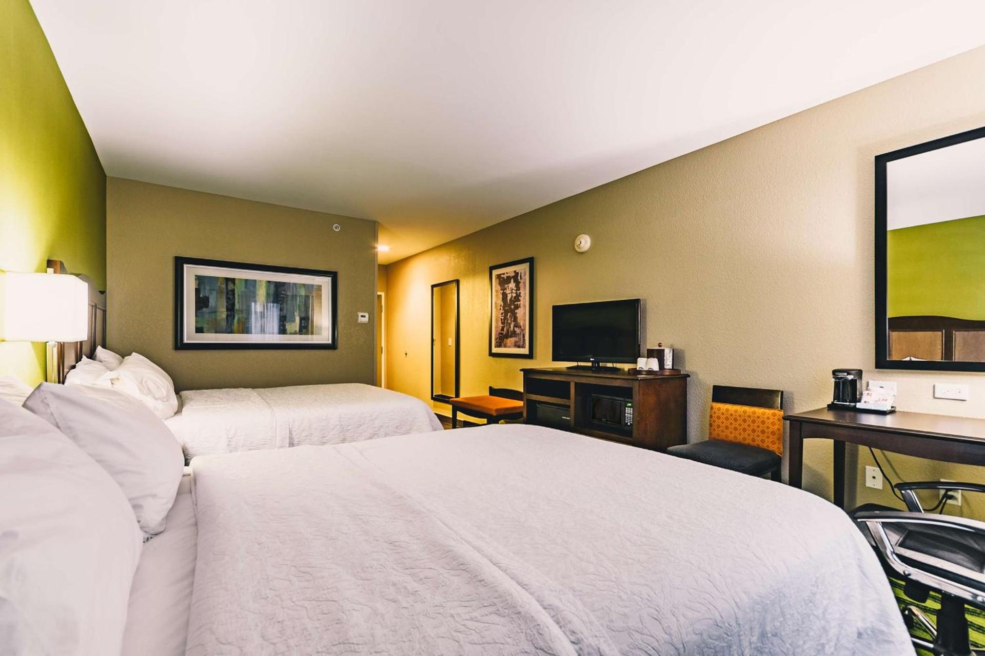 Hampton Inn Niagara Falls/ Blvd photo 35