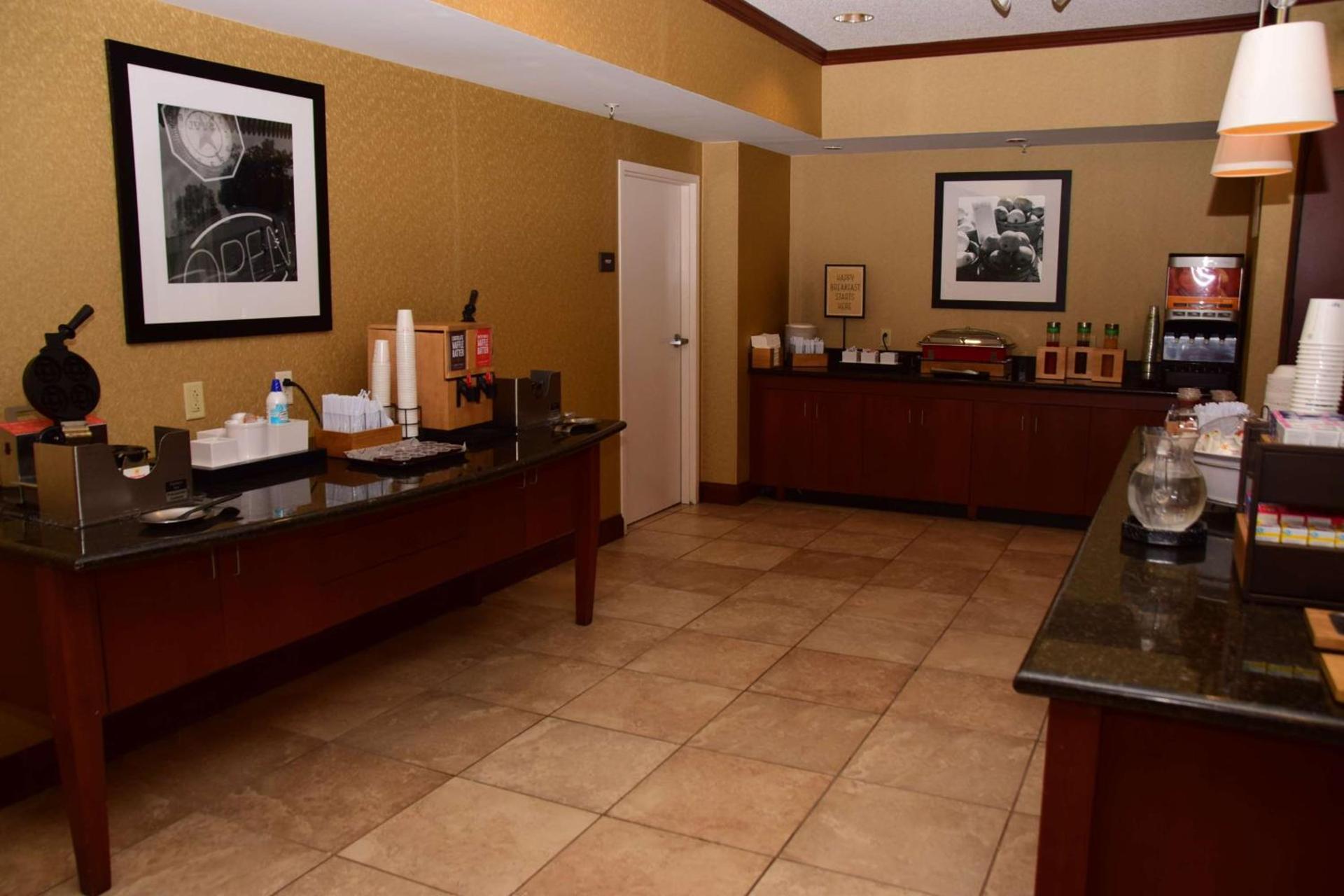 Hampton Inn Indiana photo 13
