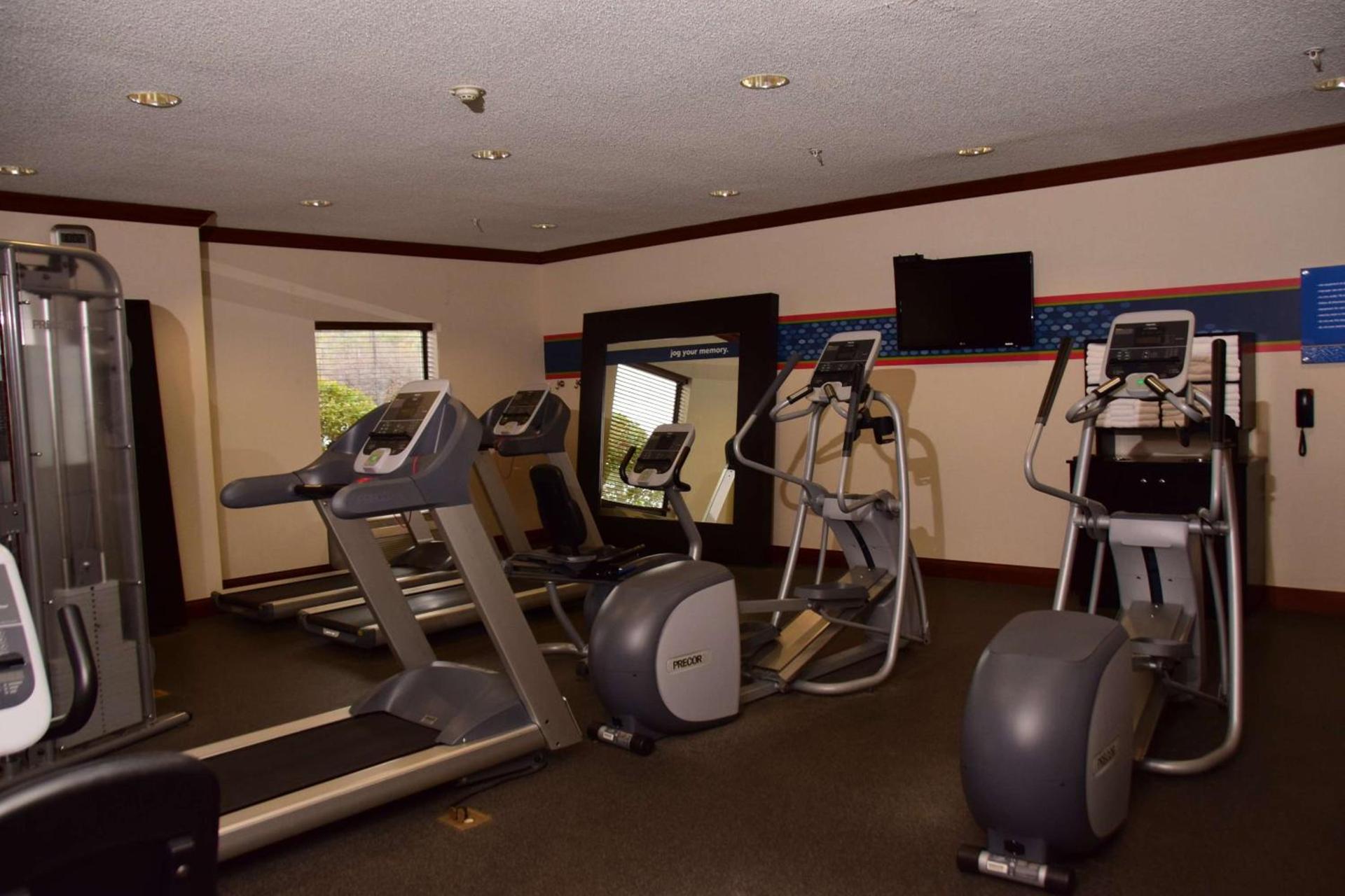 Hampton Inn Indiana photo 18