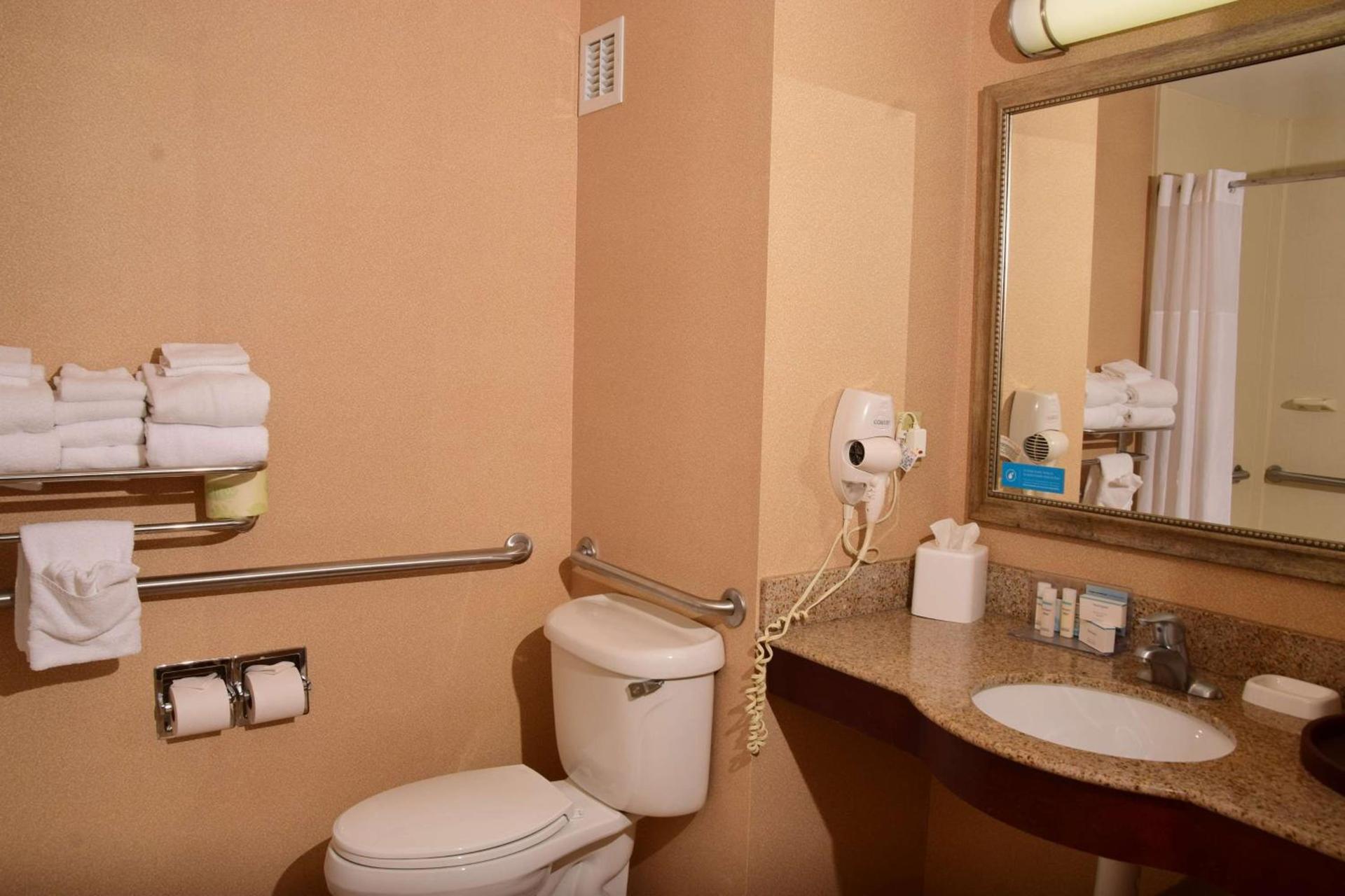 Hampton Inn Indiana photo 20