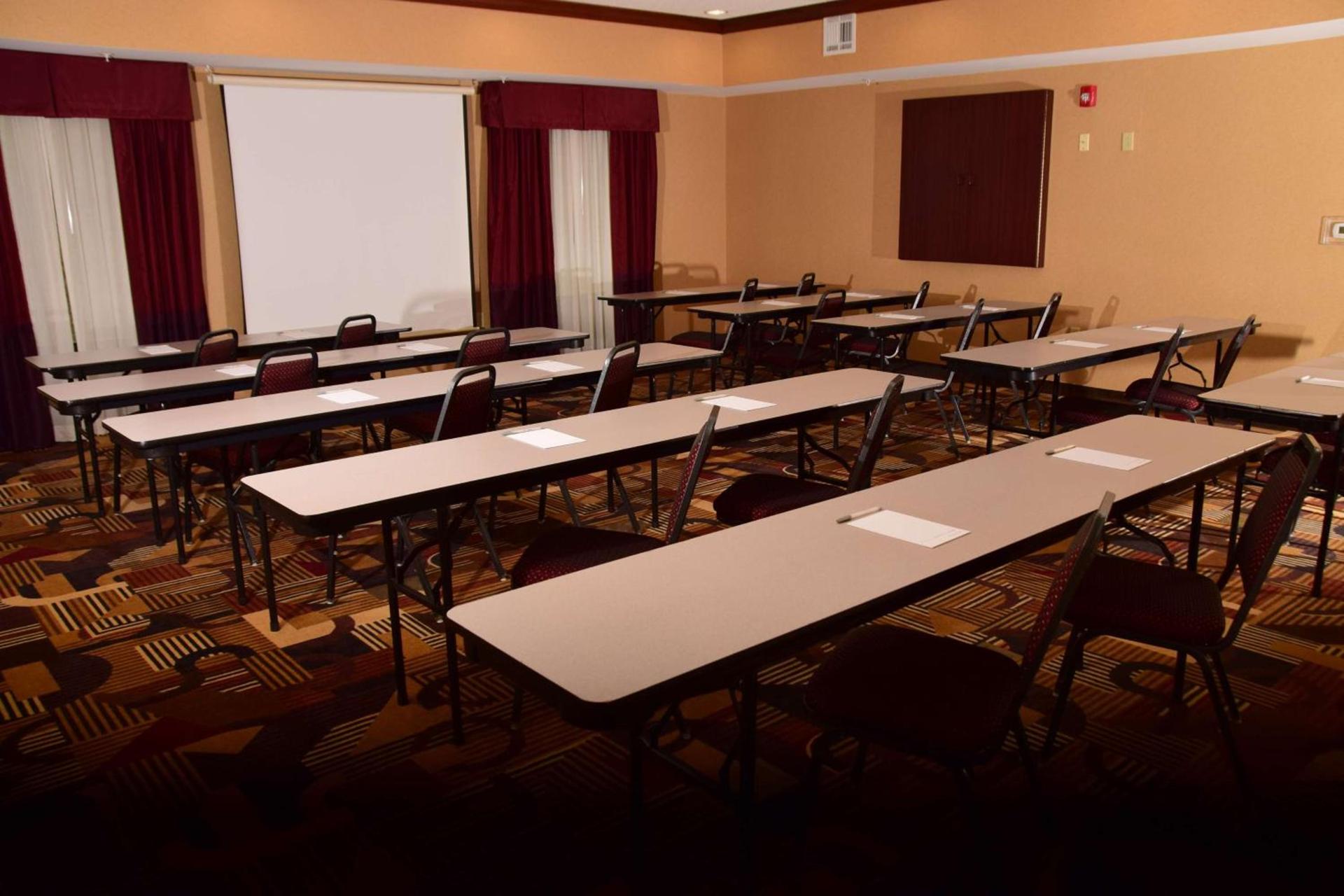 Hampton Inn Indiana photo 32