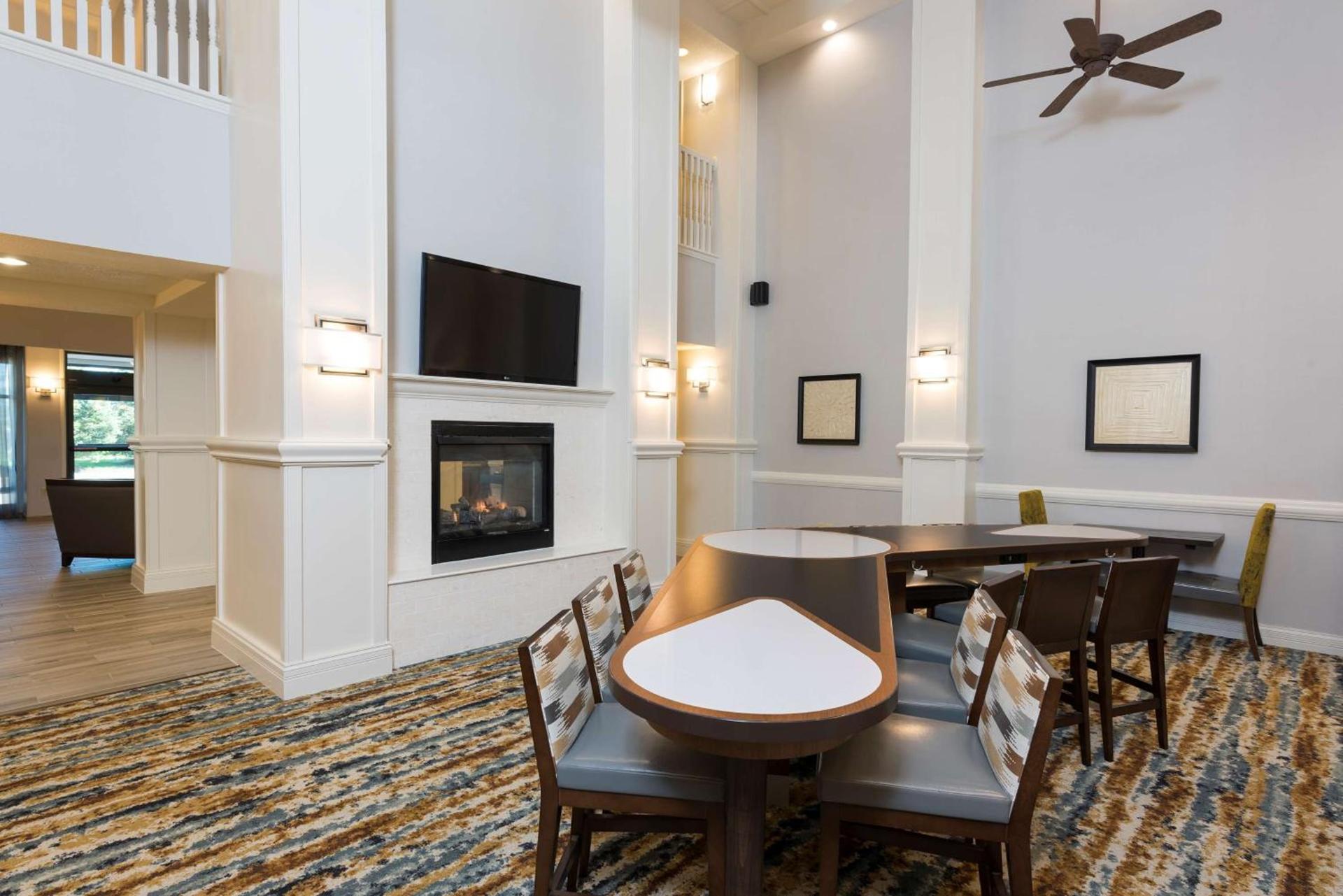 Homewood Suites by Hilton Indianapolis Northwest photo 6