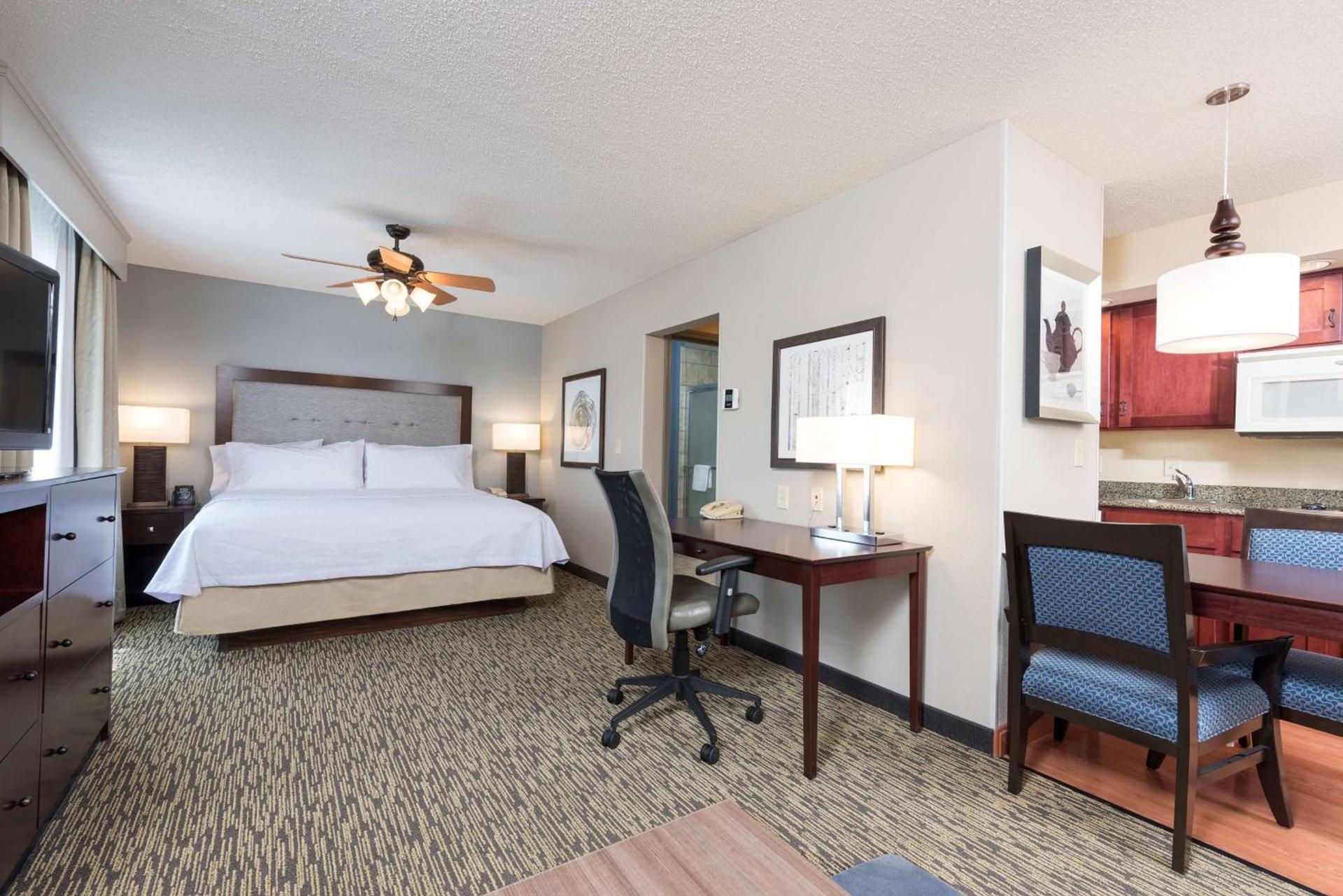 Homewood Suites by Hilton Indianapolis Northwest photo 20