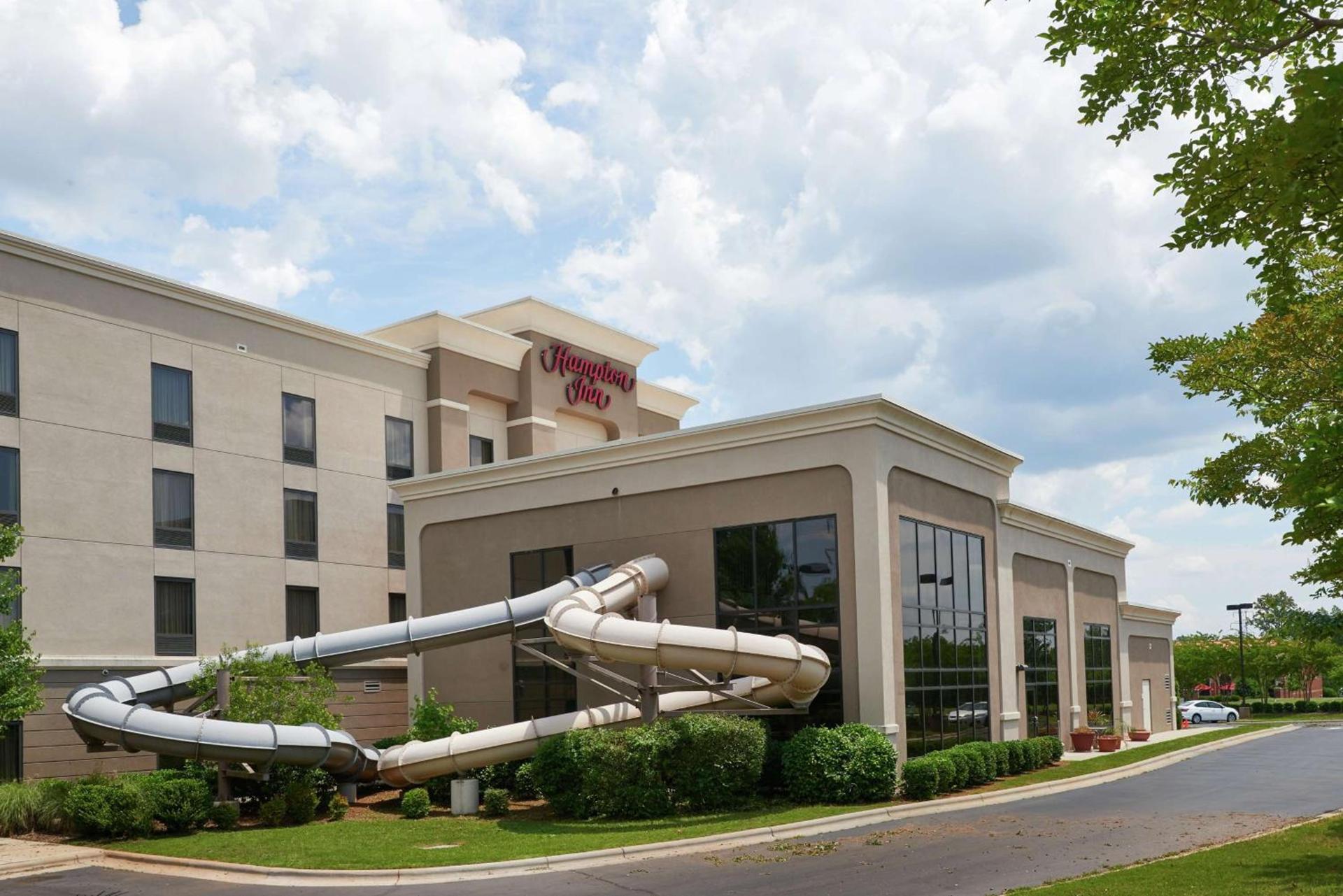 Hampton Inn Bermuda Run / Advance photo 1
