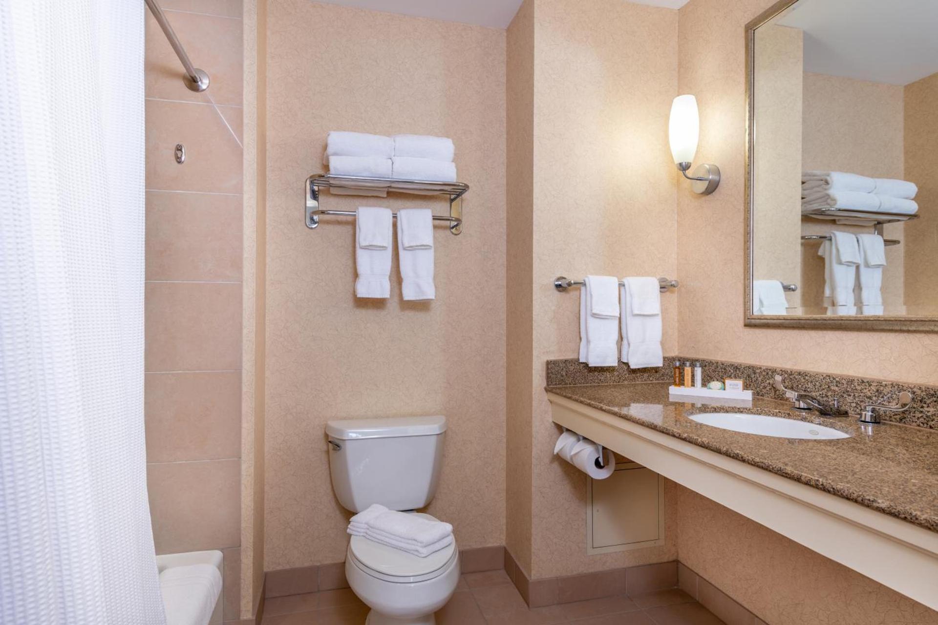 Wellsworth Hotel photo 12