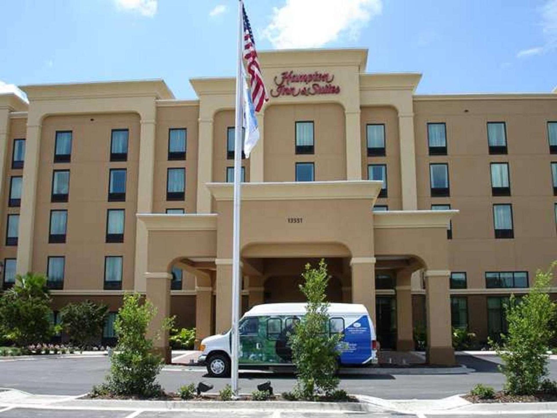 Hampton Inn & Suites Jacksonville-Airport photo 4