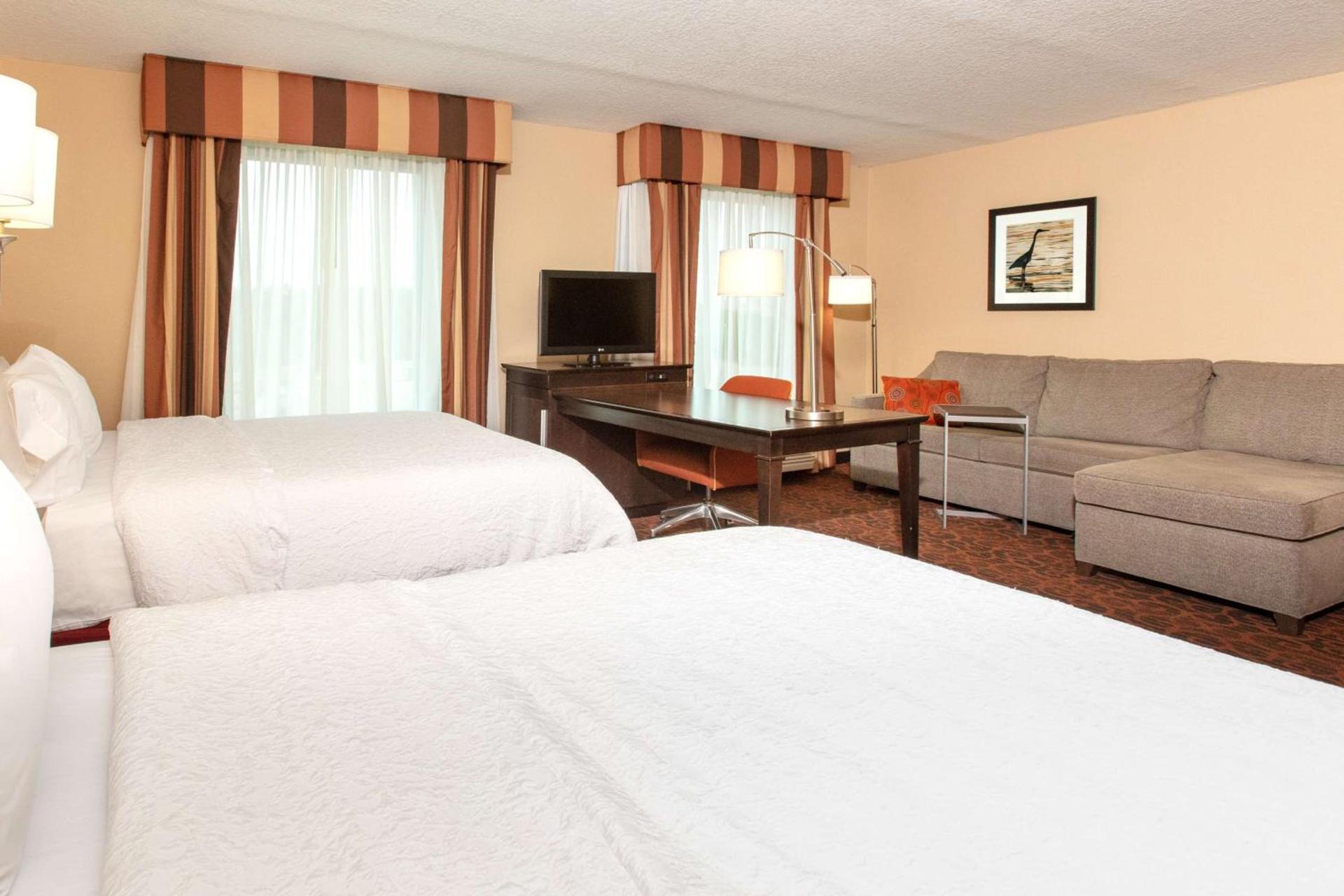 Hampton Inn & Suites Jacksonville-Airport photo 25