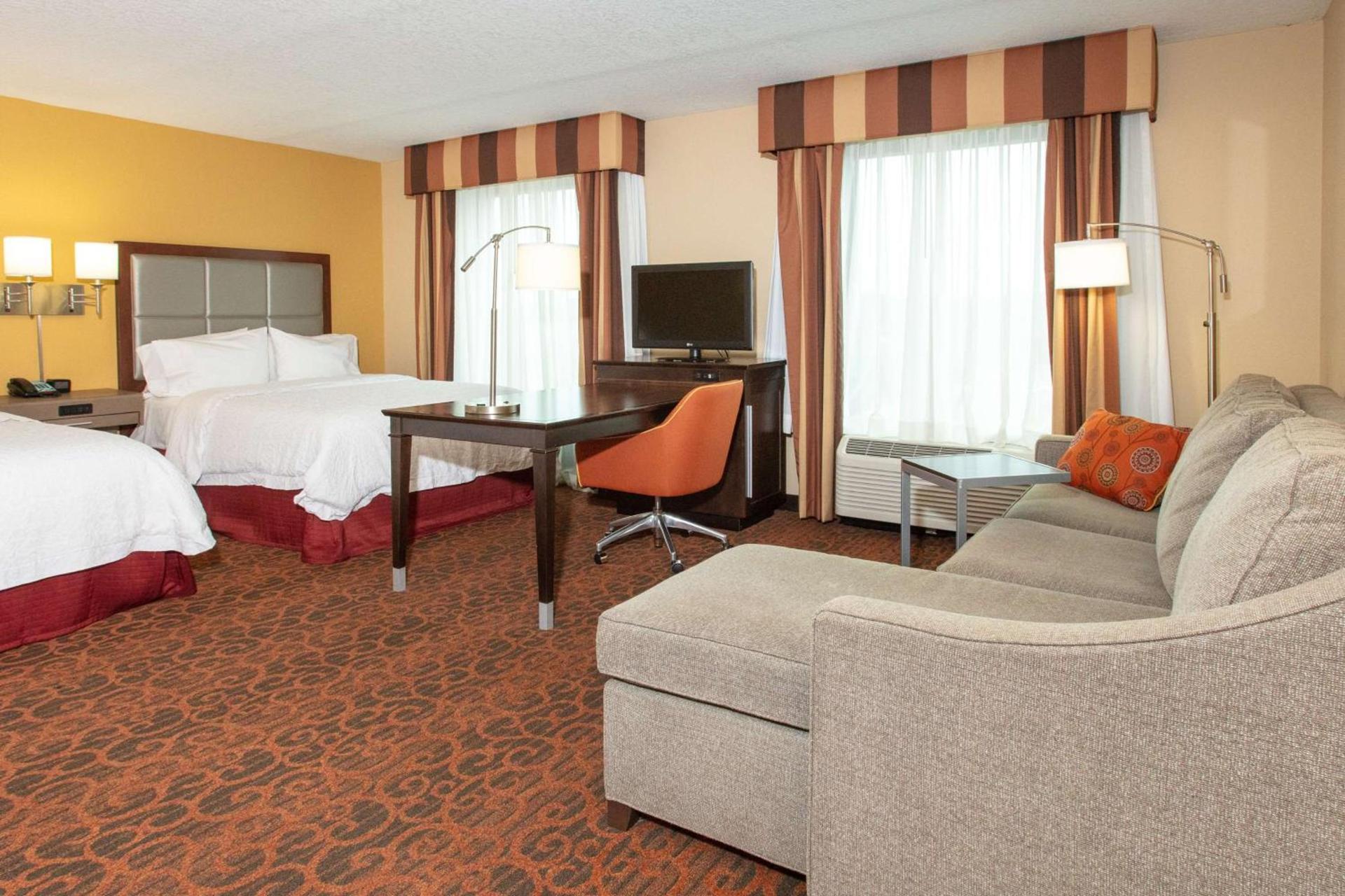Hampton Inn & Suites Jacksonville-Airport photo 23