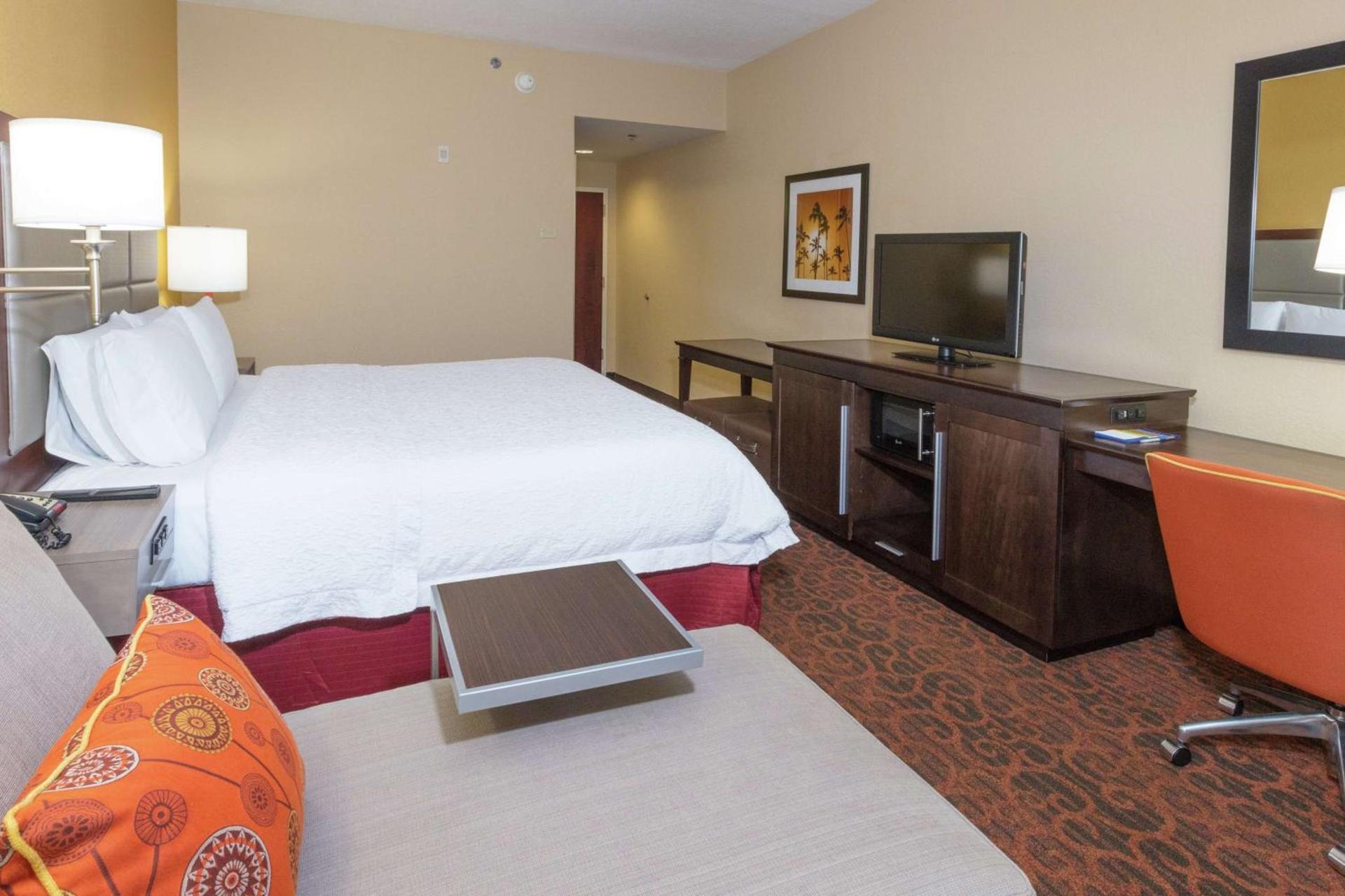 Hampton Inn & Suites Jacksonville-Airport photo 31