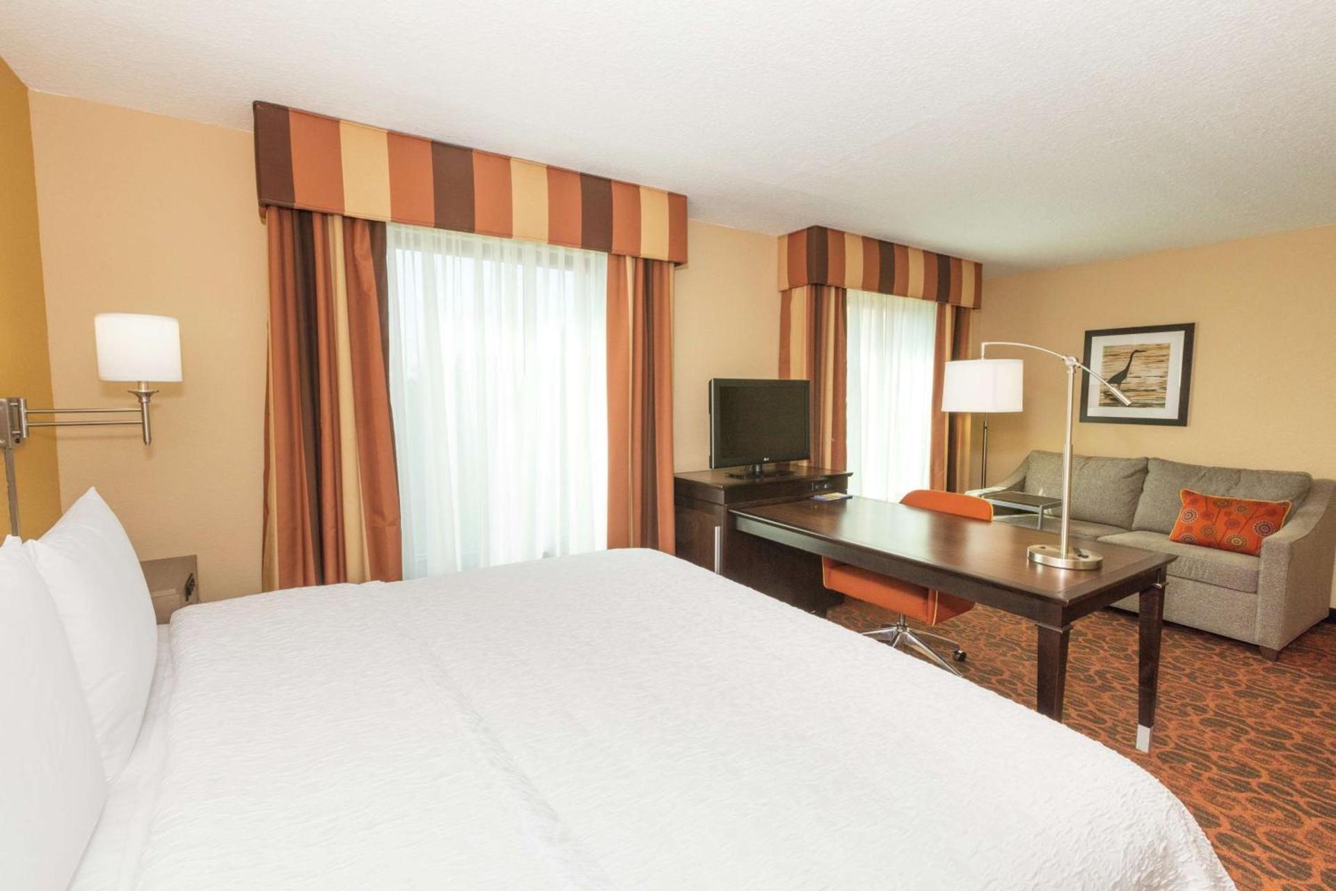 Hampton Inn & Suites Jacksonville-Airport photo 37