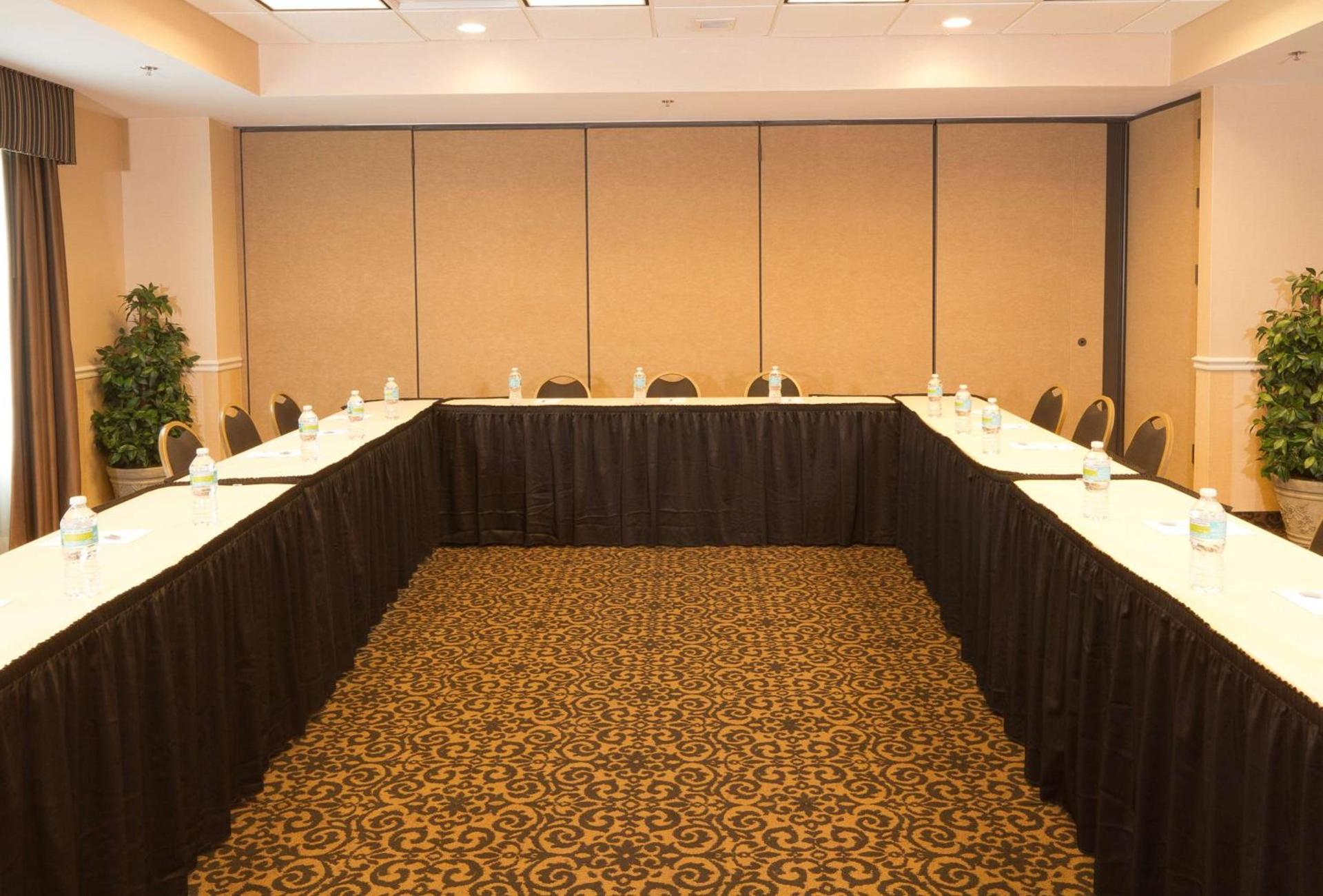 Hampton Inn & Suites Jacksonville-Airport photo 48