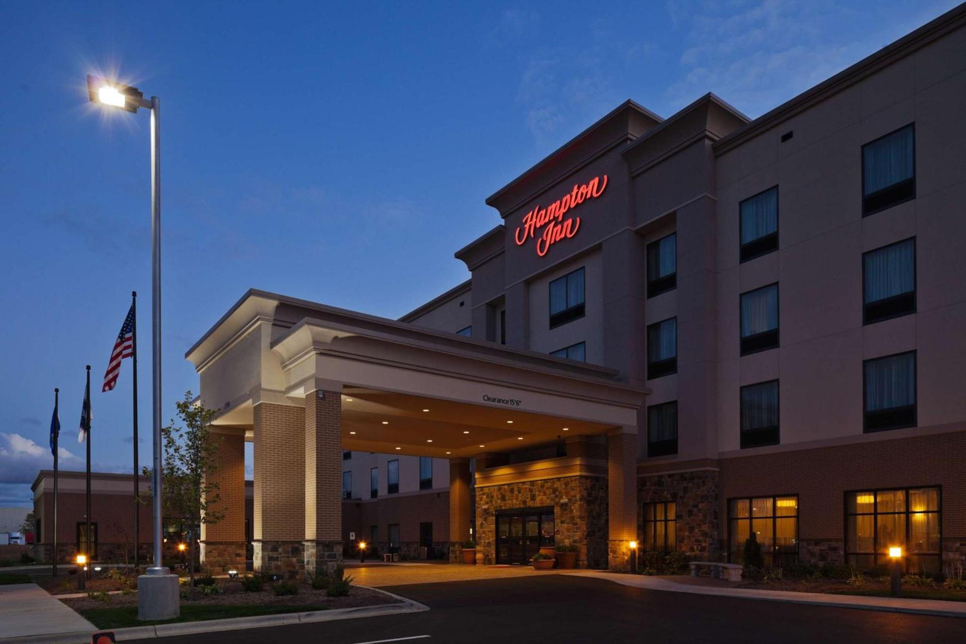 Hampton Inn Beloit photo 3