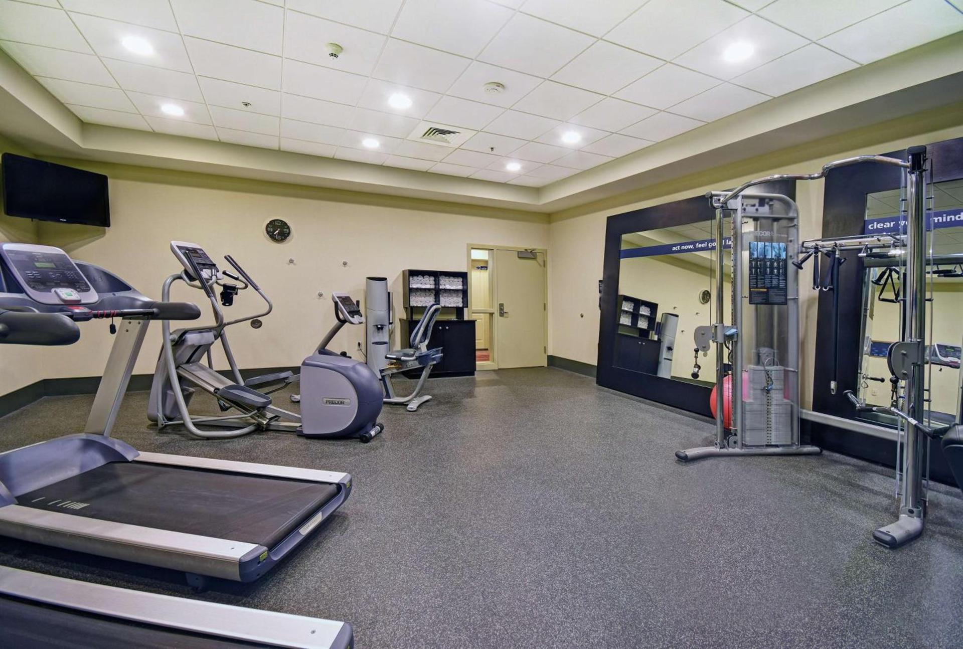 Hampton Inn Beloit photo 15