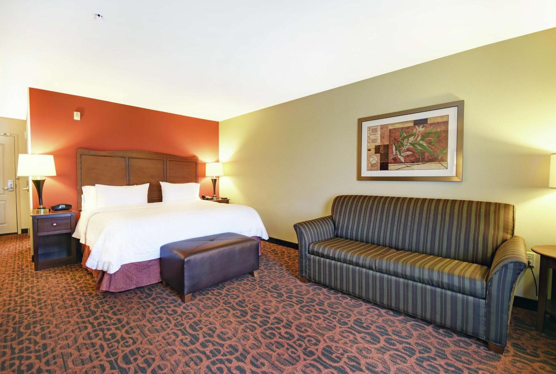 Hampton Inn Beloit photo 18