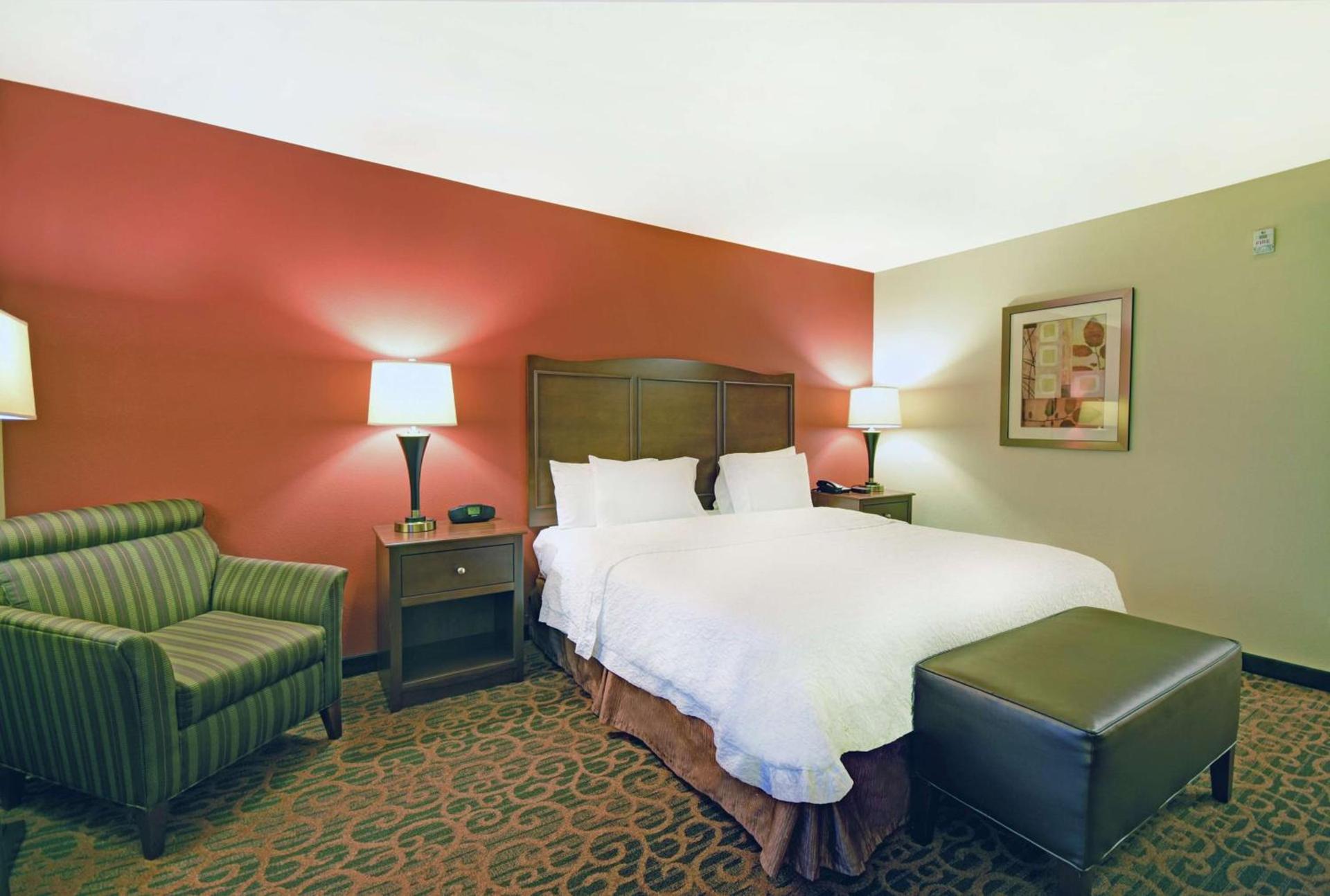 Hampton Inn Beloit photo 31