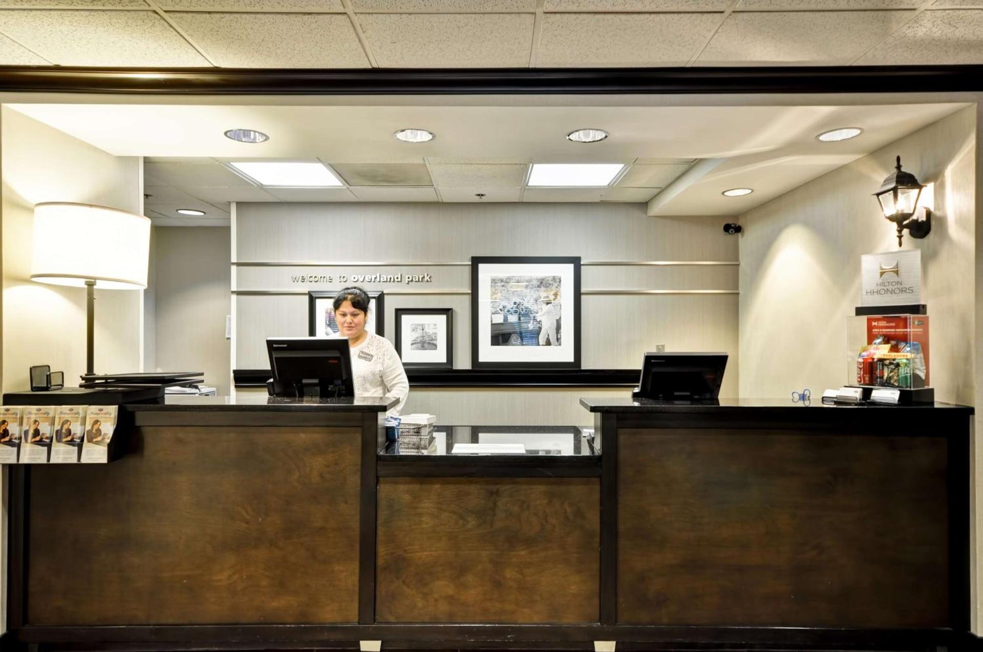 Hampton Inn Overland Park photo 9