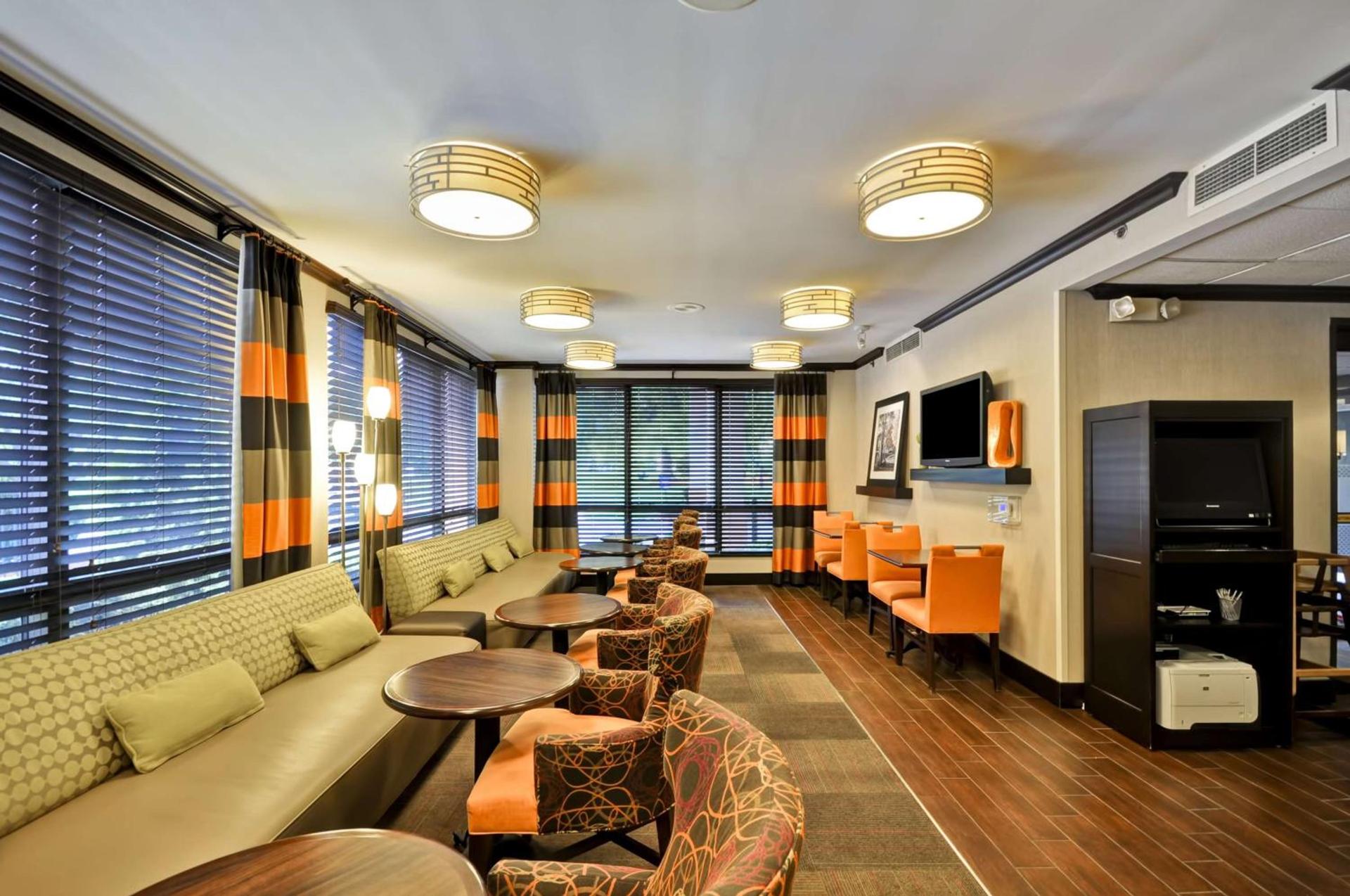 Hampton Inn Overland Park photo 12