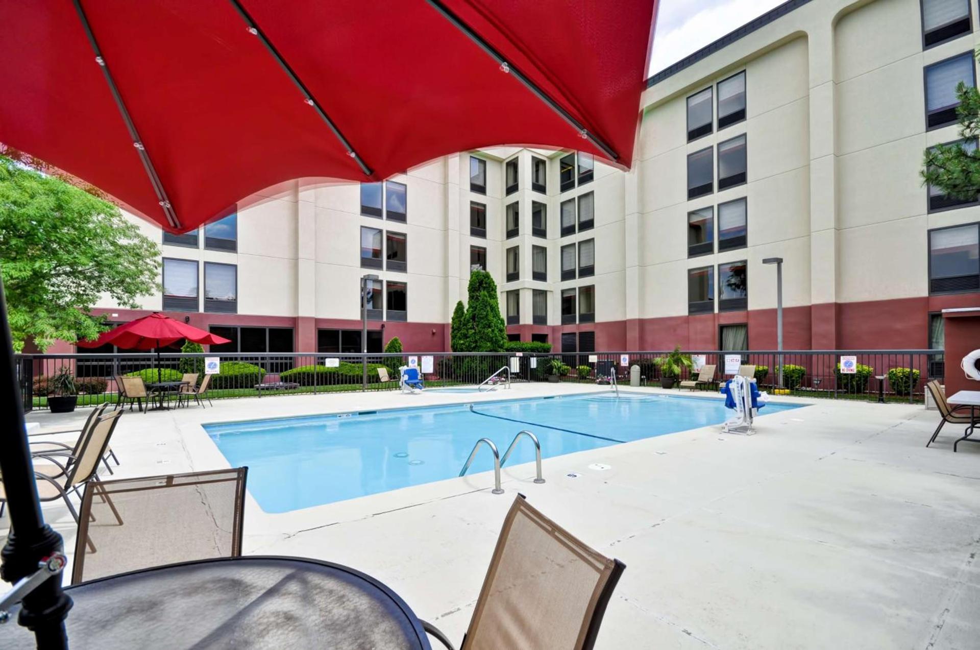 Hampton Inn Overland Park photo 14