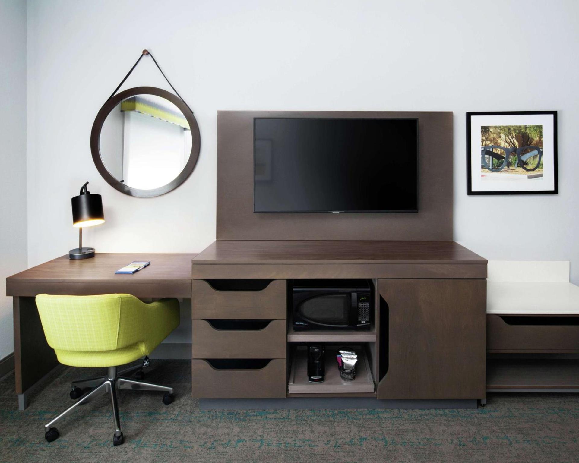 Hampton Inn & Suites Lubbock photo 17