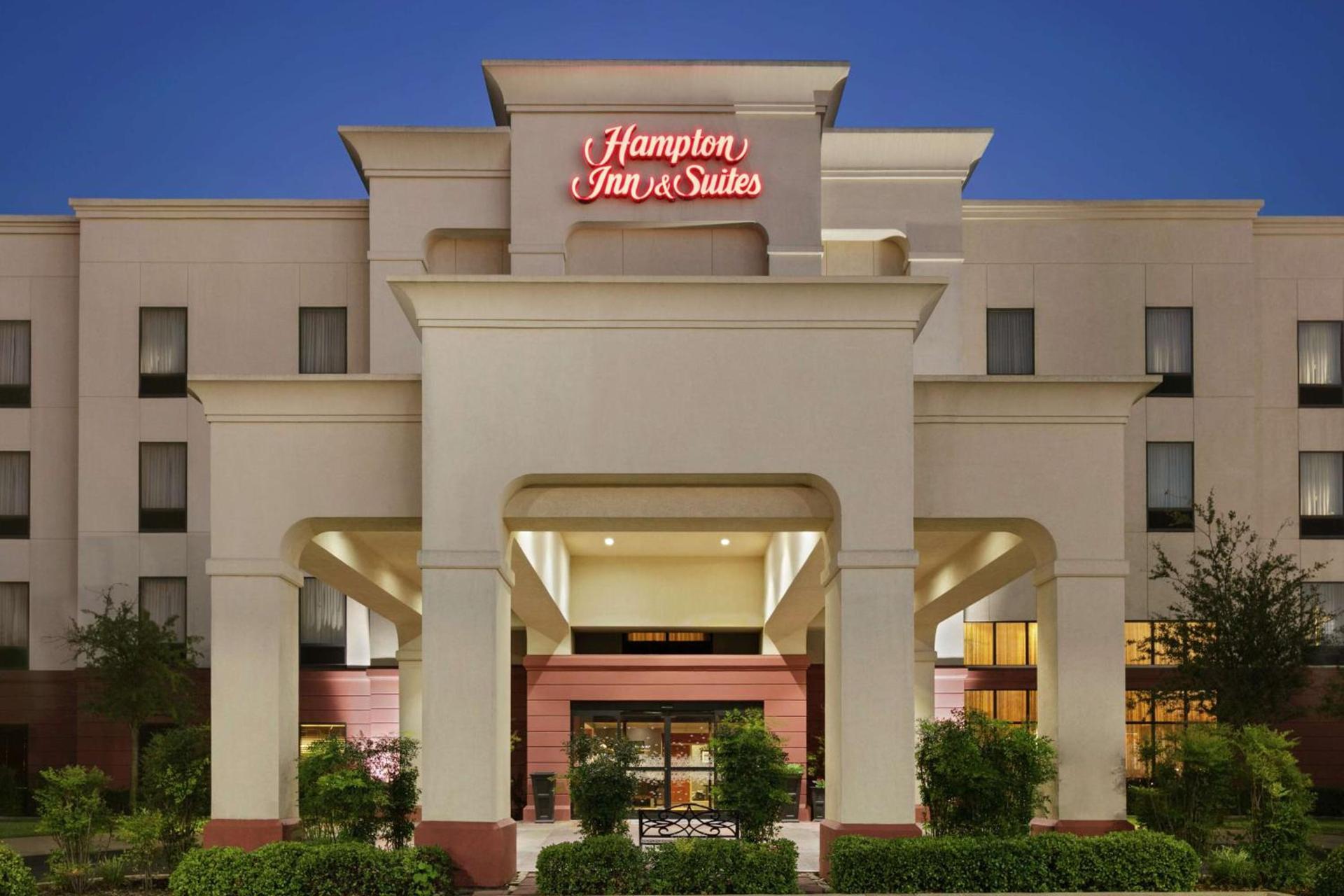 Hampton Inn & Suites Lawton photo 2