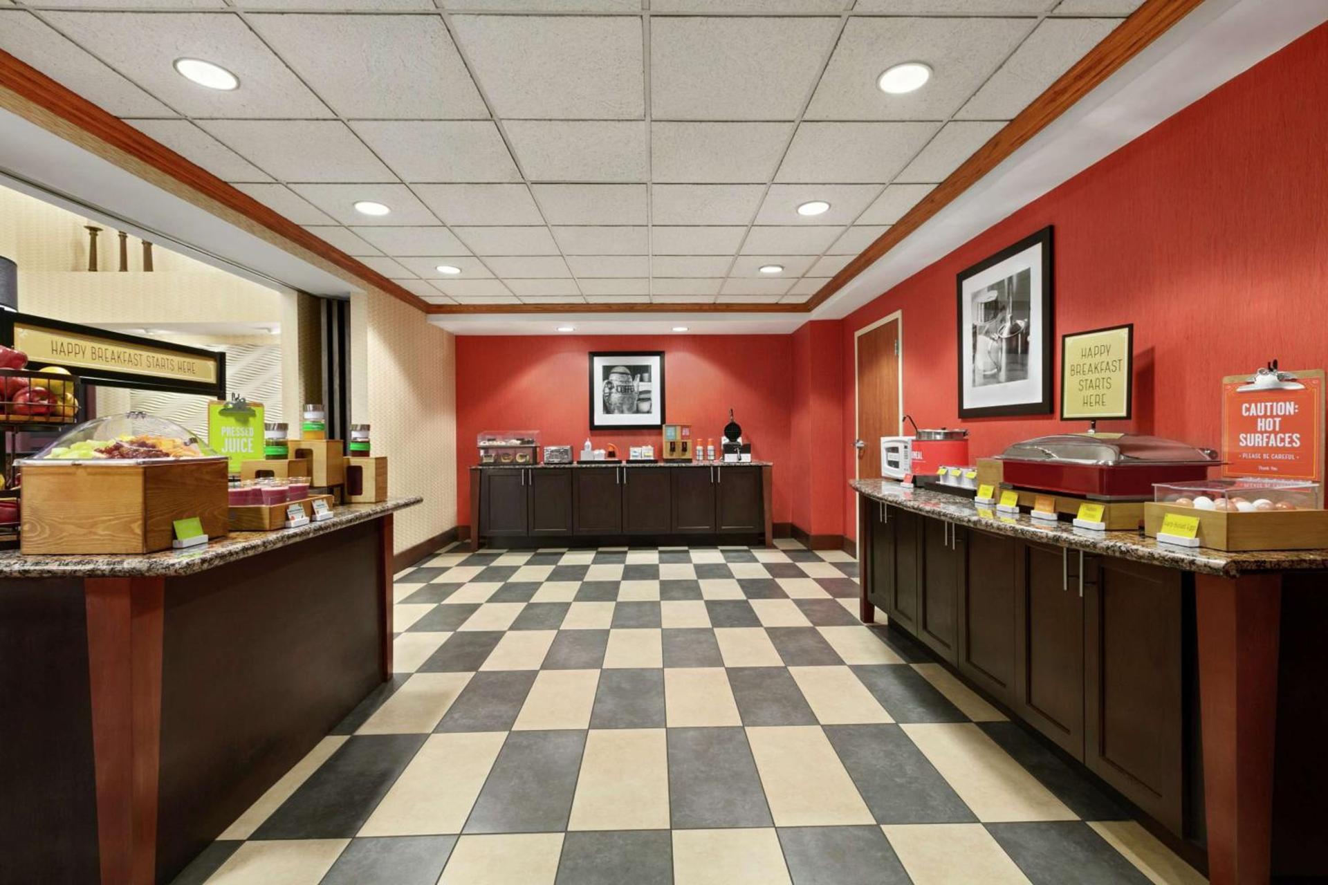Hampton Inn & Suites Lawton photo 9