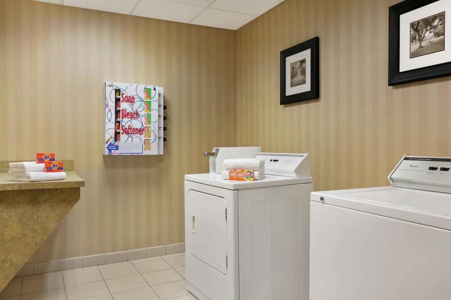 Hampton Inn & Suites Lawton photo 25