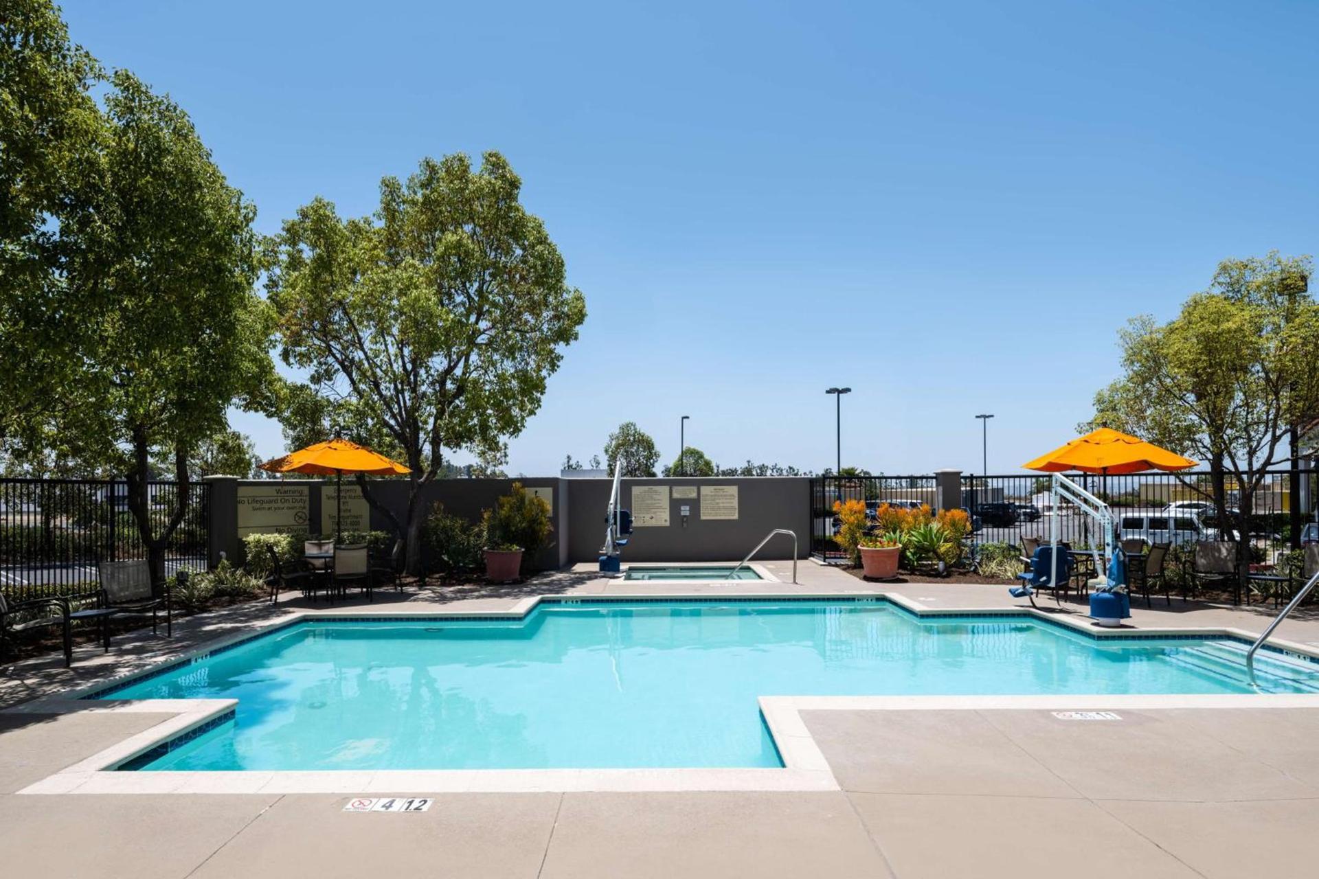 Hampton Inn by Hilton Irvine East - Lake Forest photo 7