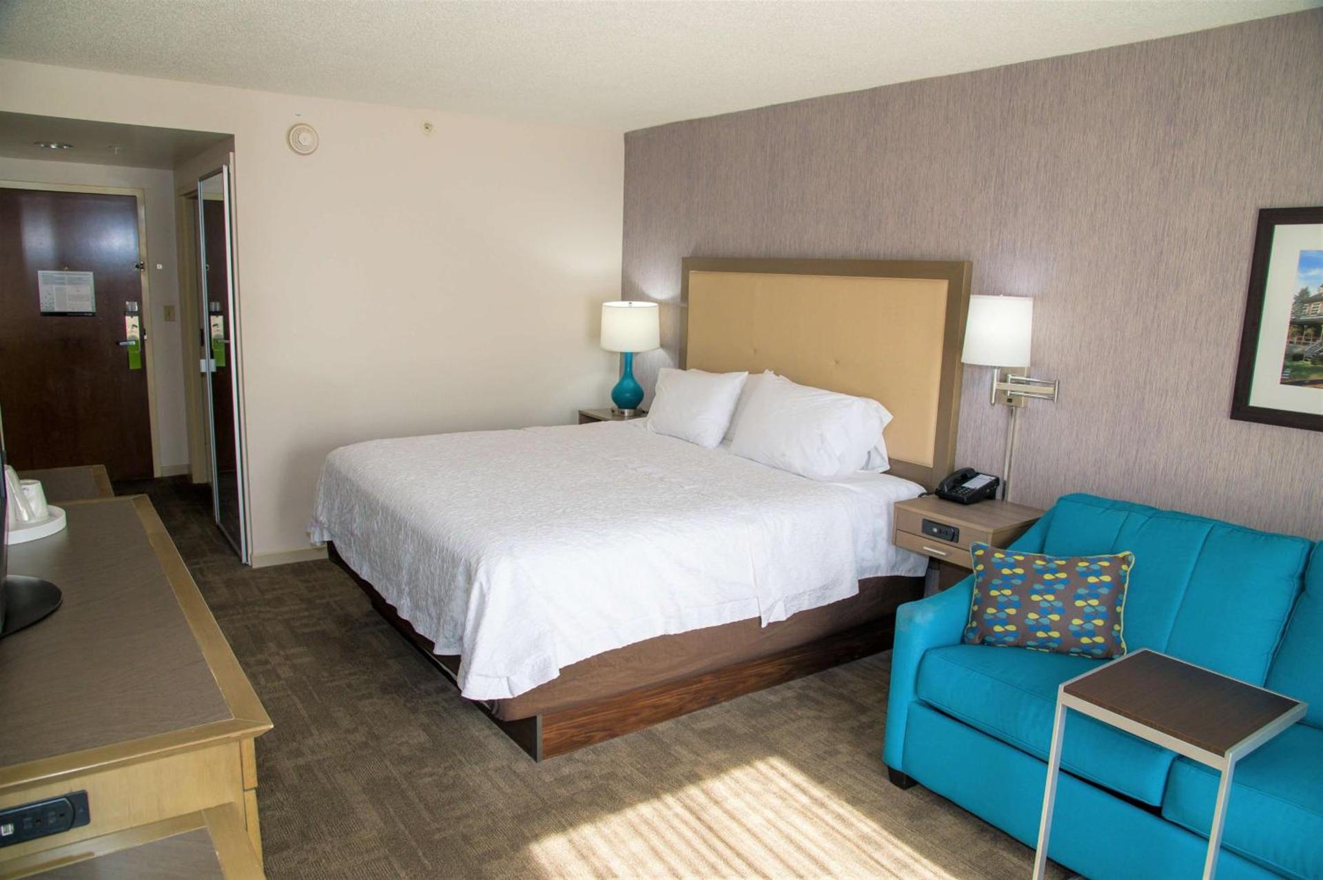 Hampton Inn Lewisburg photo 42